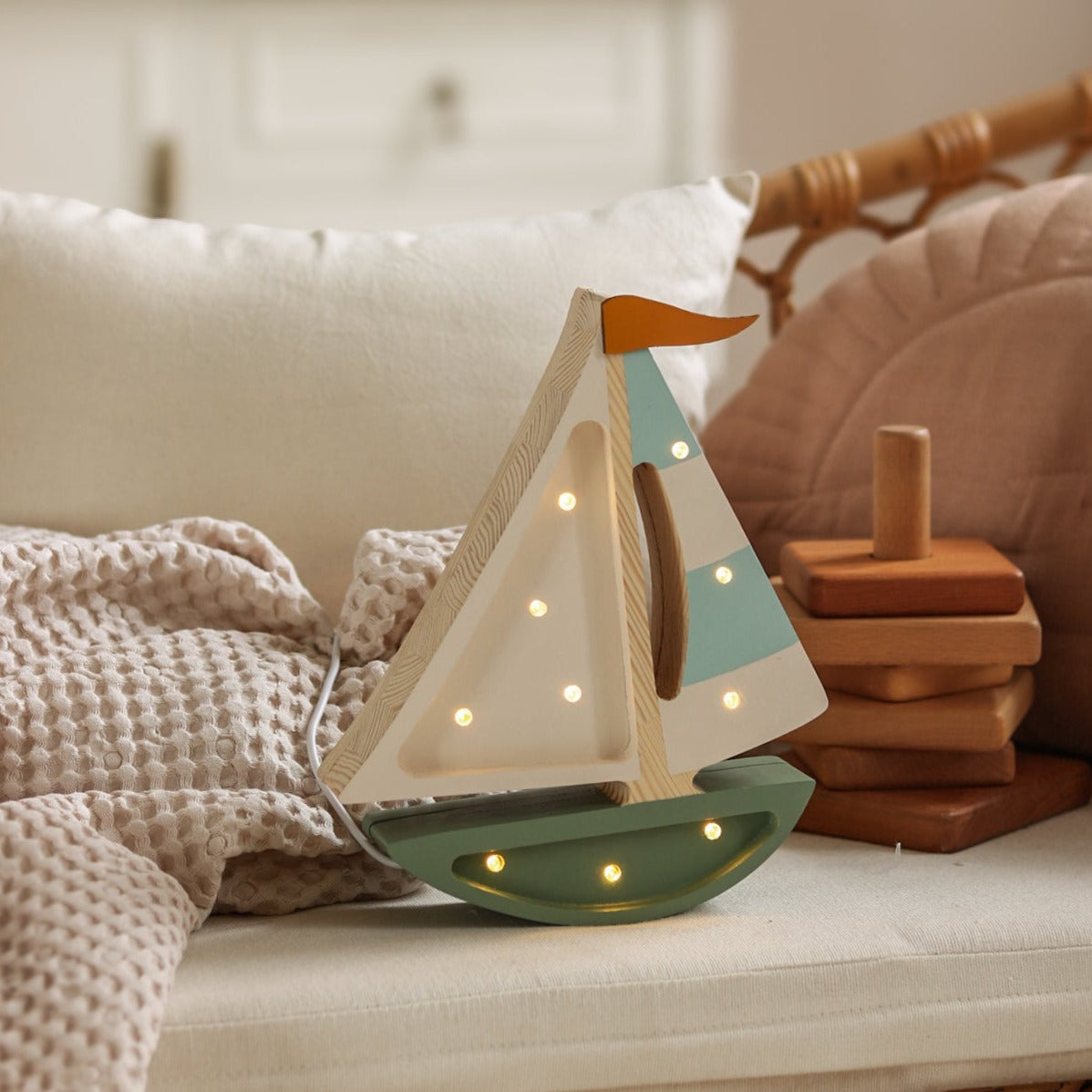 Enchanting Mini Sailboat Night Light for Kids