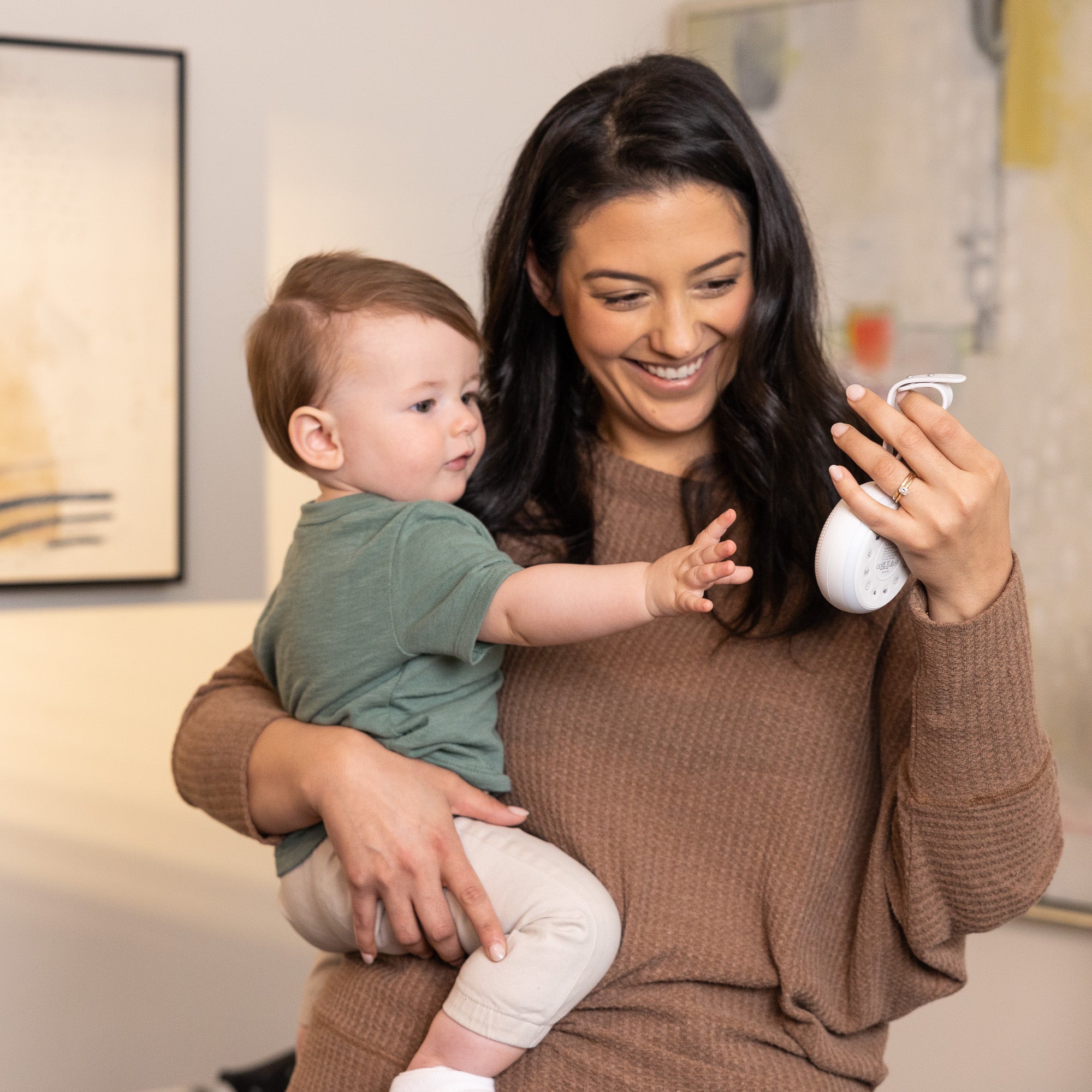 Yogasleep Hushh+ Travel Sound Machine: Soothe Your Little One Anywhere