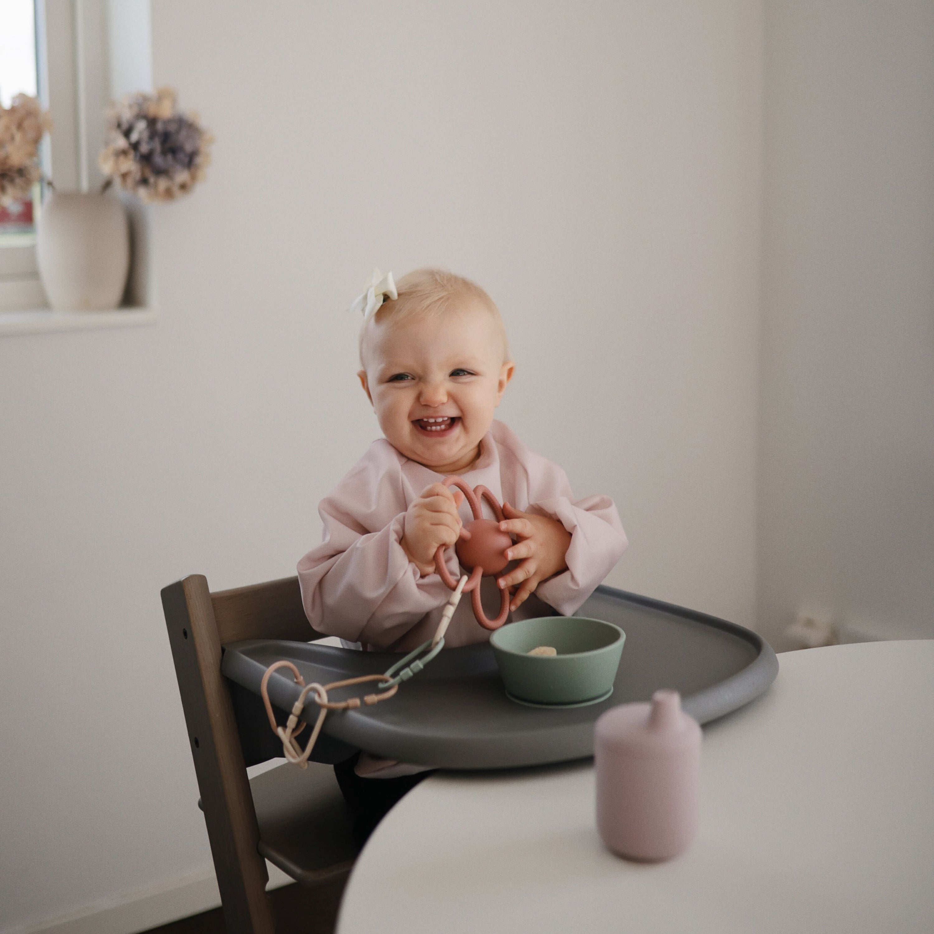 Messy Moments Made Easy: Mushie Long Sleeve Bib