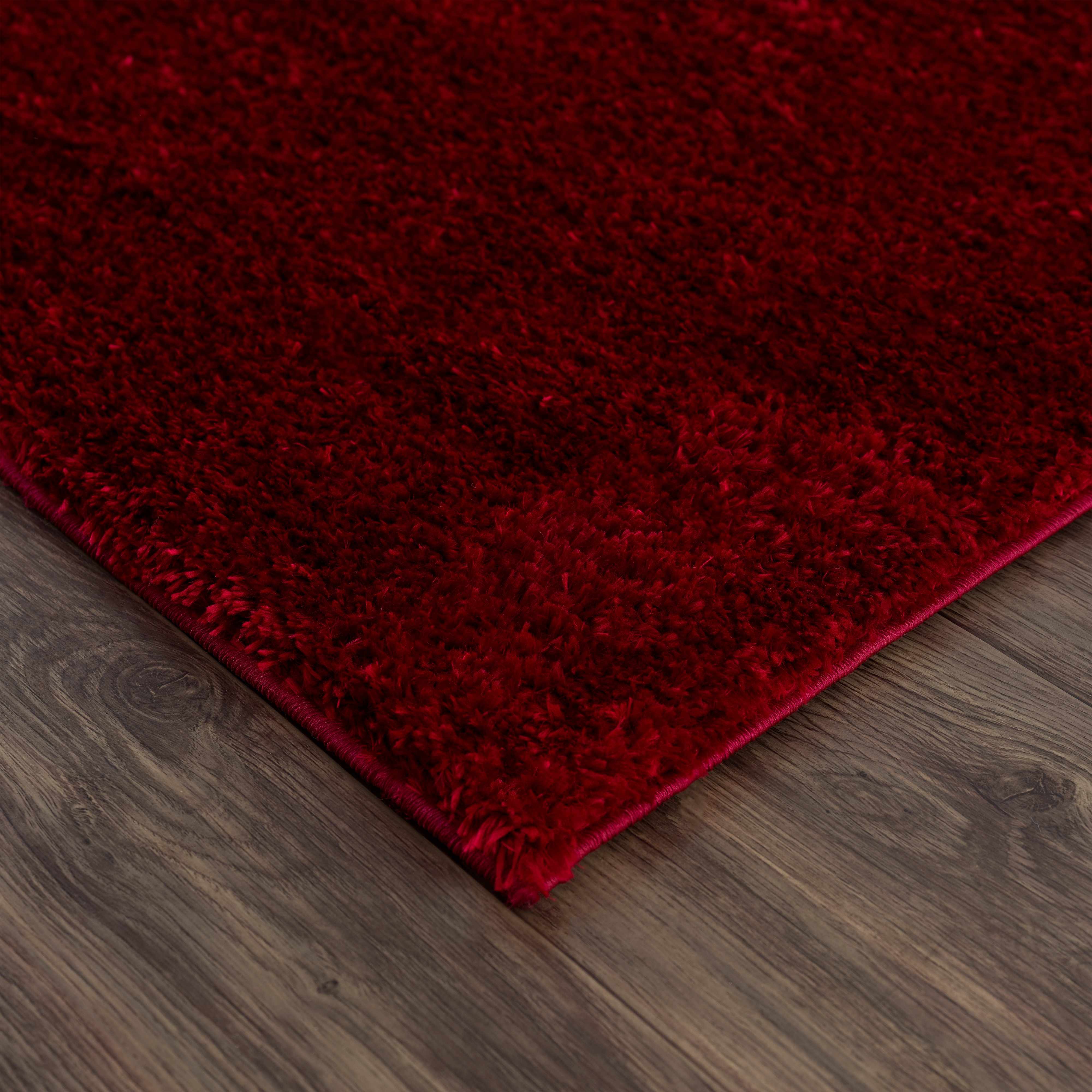 Luxurious Hauteloom Heavenly Red Plush Rug - Transform Your Space