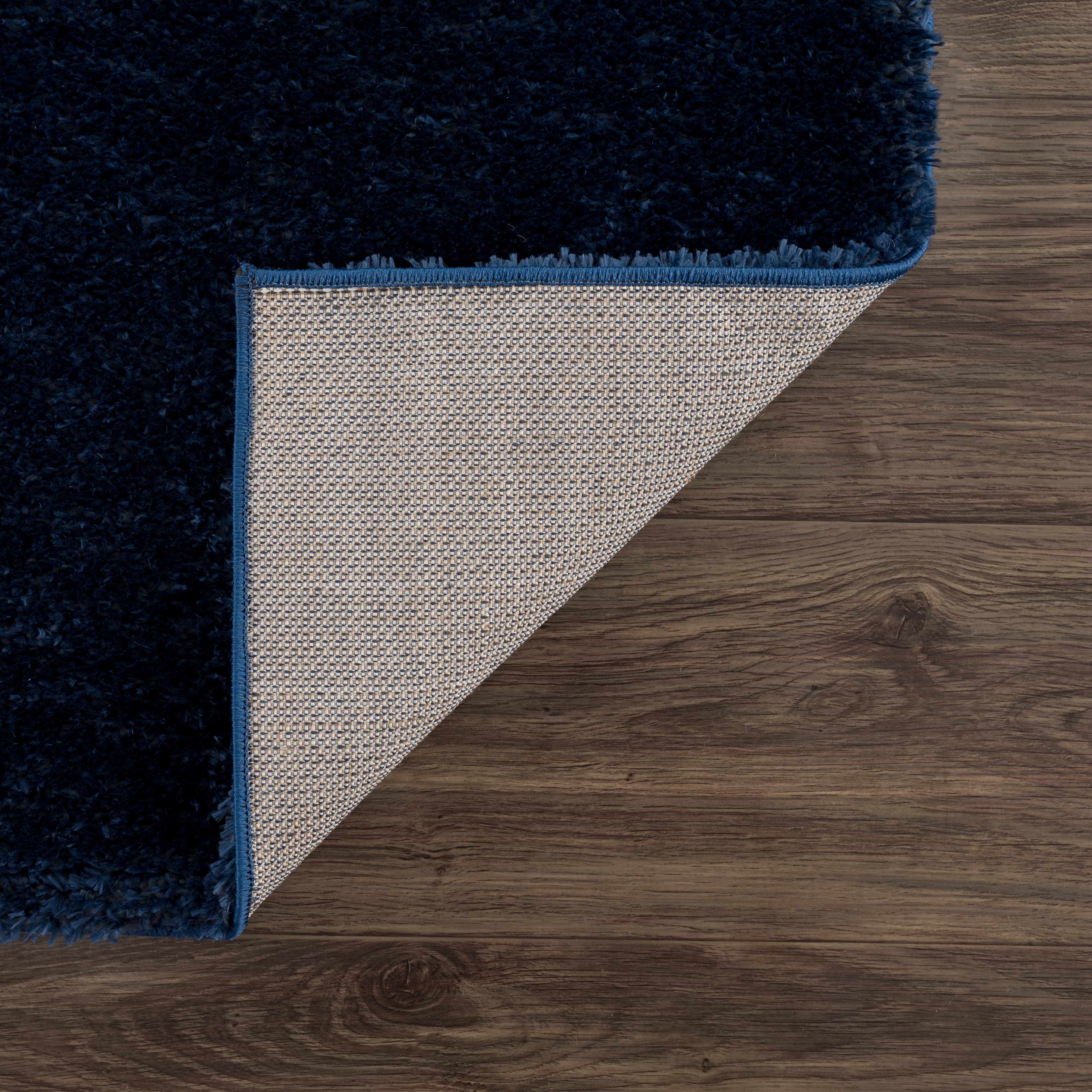 Luxurious Navy Plush Rug - Hauteloom Heavenly
