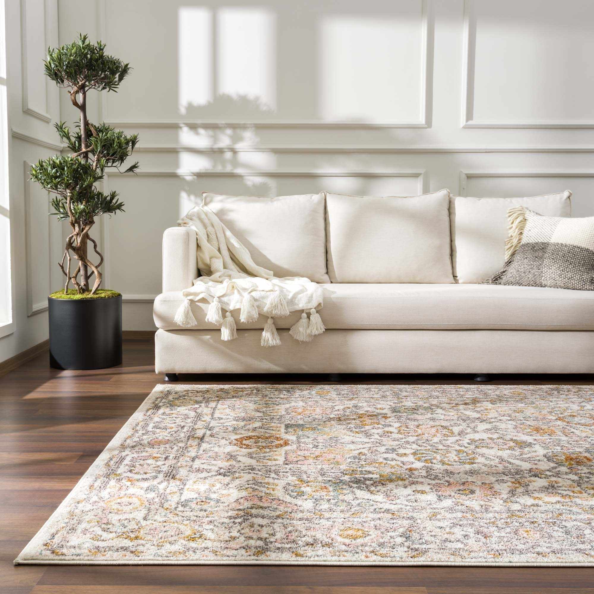 Luxurious Hauteloom Herstmonceux Area Rug - Transform Your Space!