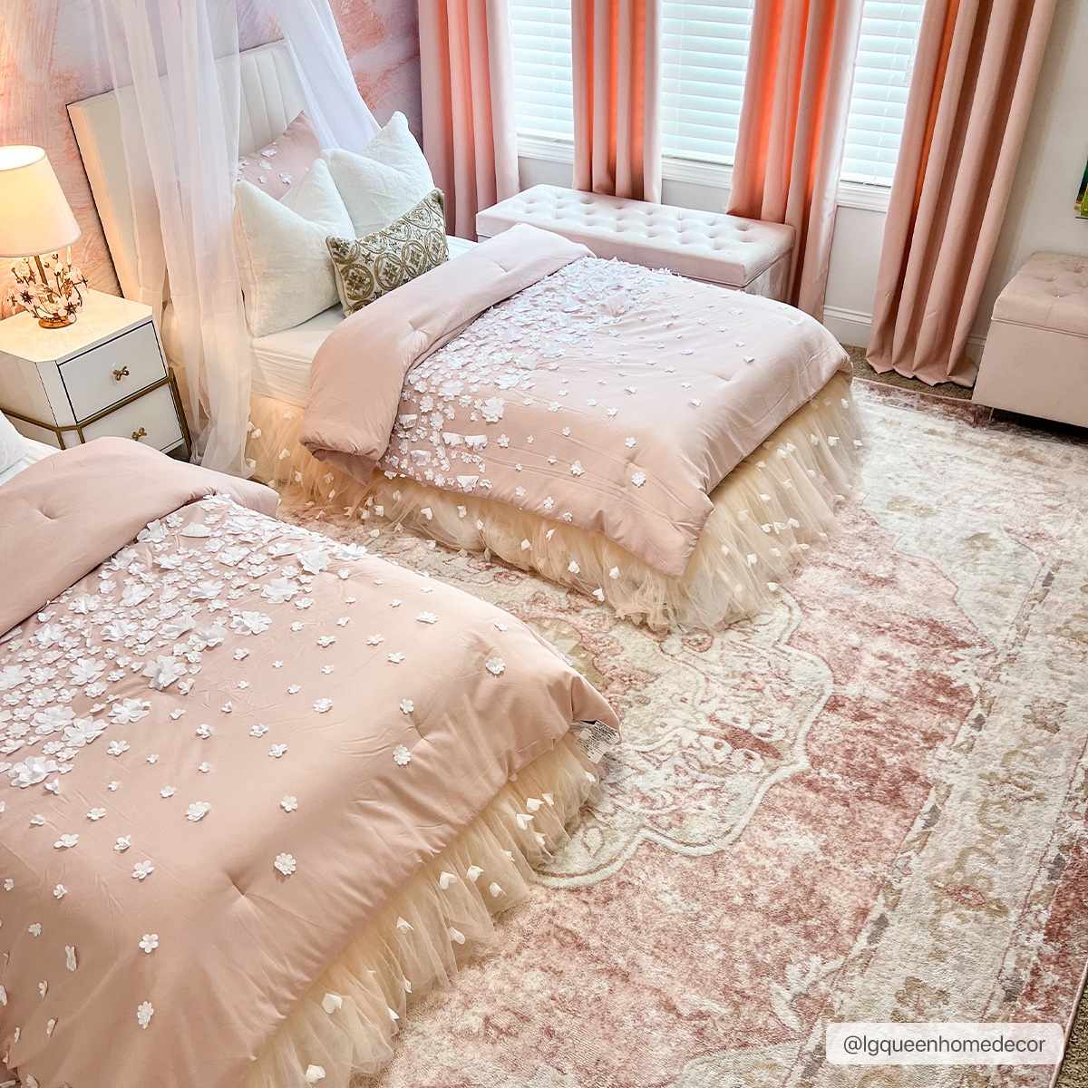 Exquisite Hauteloom Kandos Area Rug