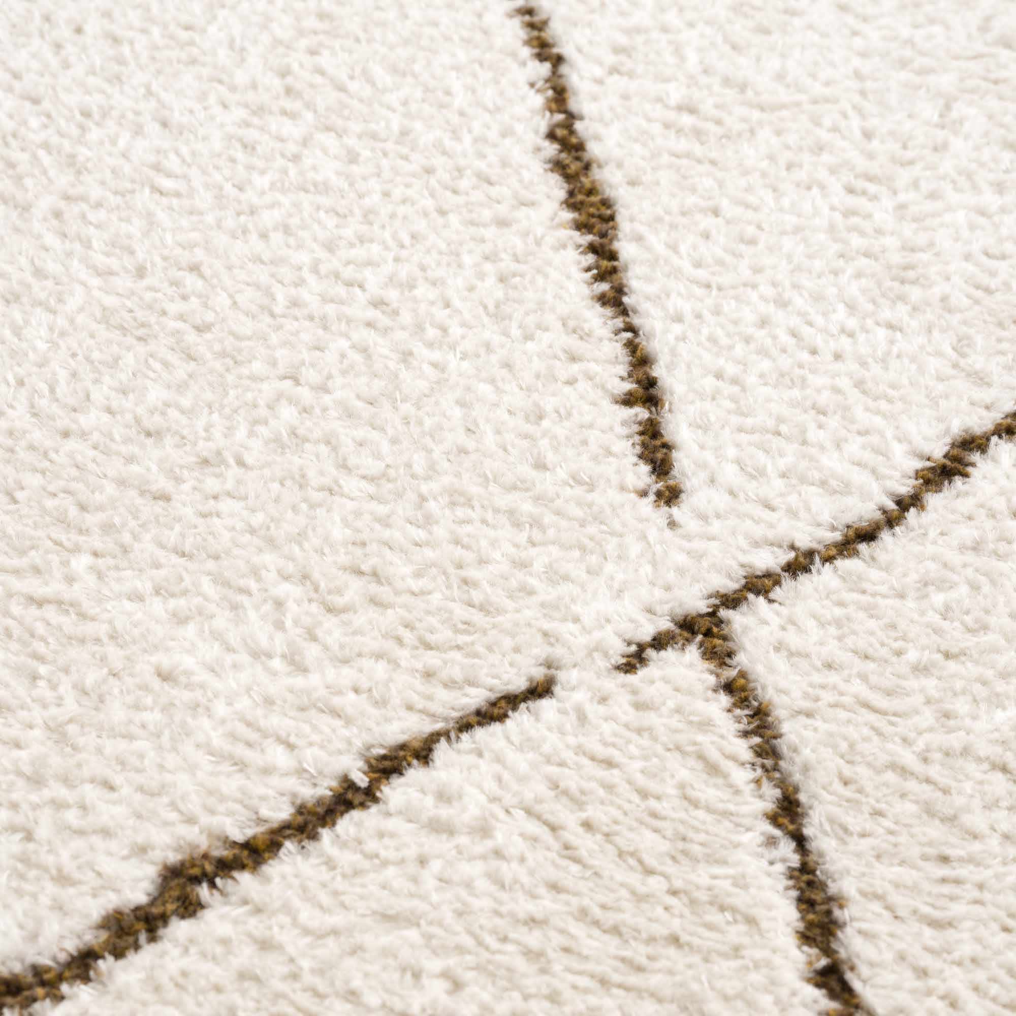 Exquisite Hauteloom Keone Area Rug