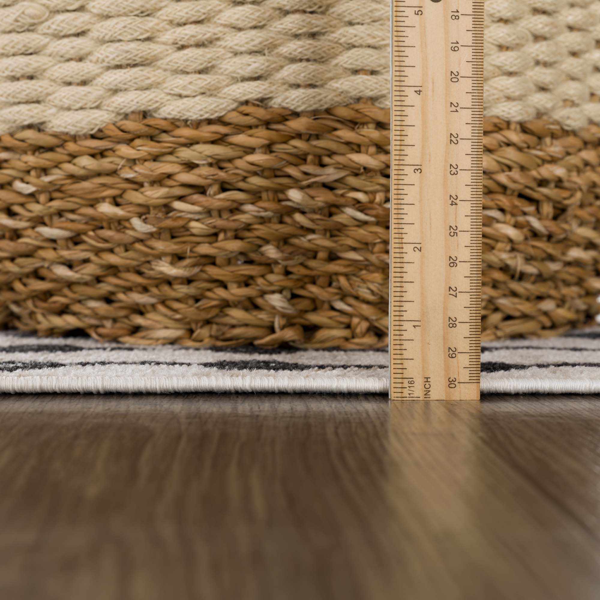 Gorgeous Hauteloom Joppatowne Washable Area Rug - Transform Your Space!