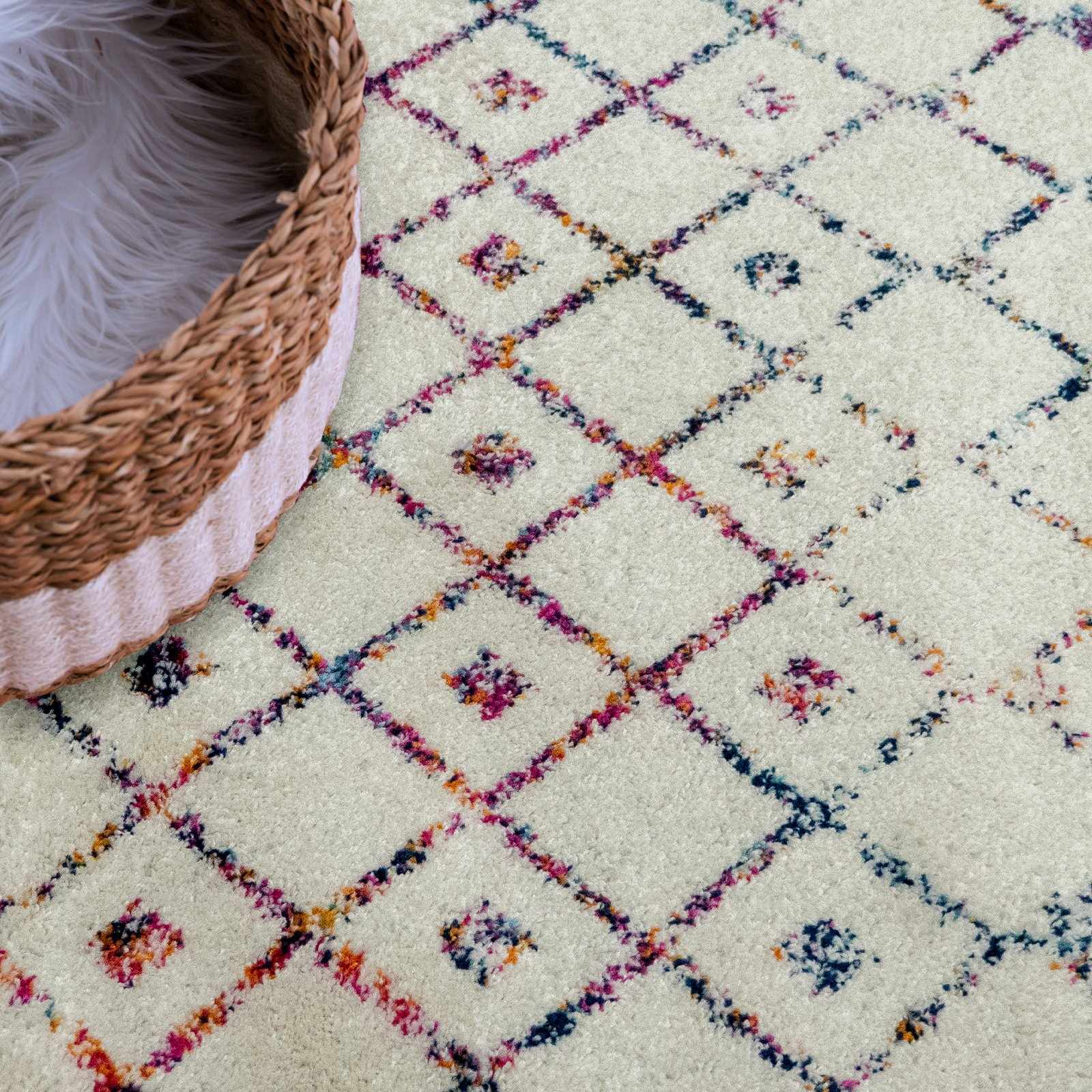 Exquisite Hauteloom Marash KMRSH-4600 Area Rug - Transform Your Space