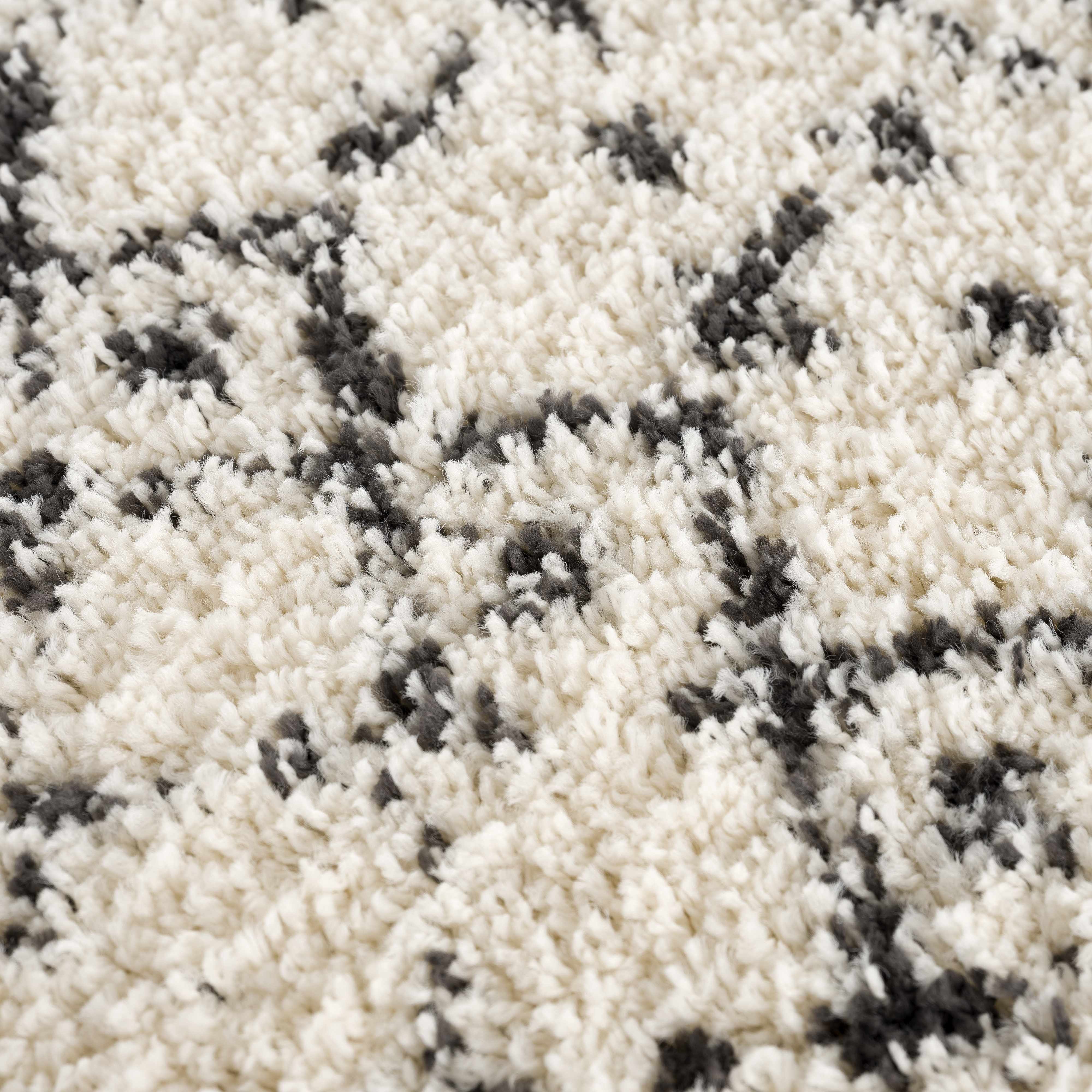 Luxurious Hauteloom Kibureau Cream Trellis Shag Area Rug - Transform Your Space