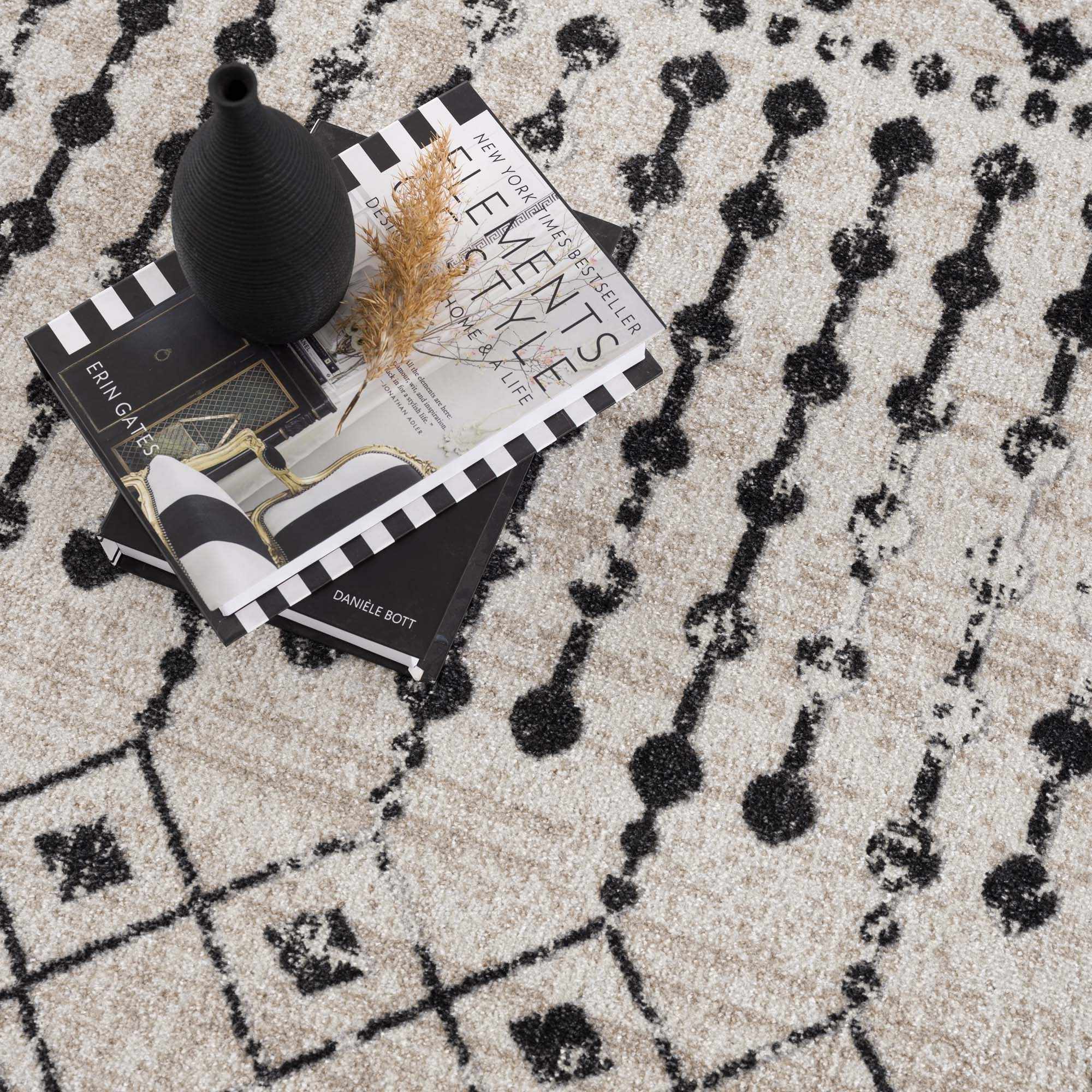 Gorgeous Hauteloom Joppatowne Washable Area Rug - Transform Your Space!