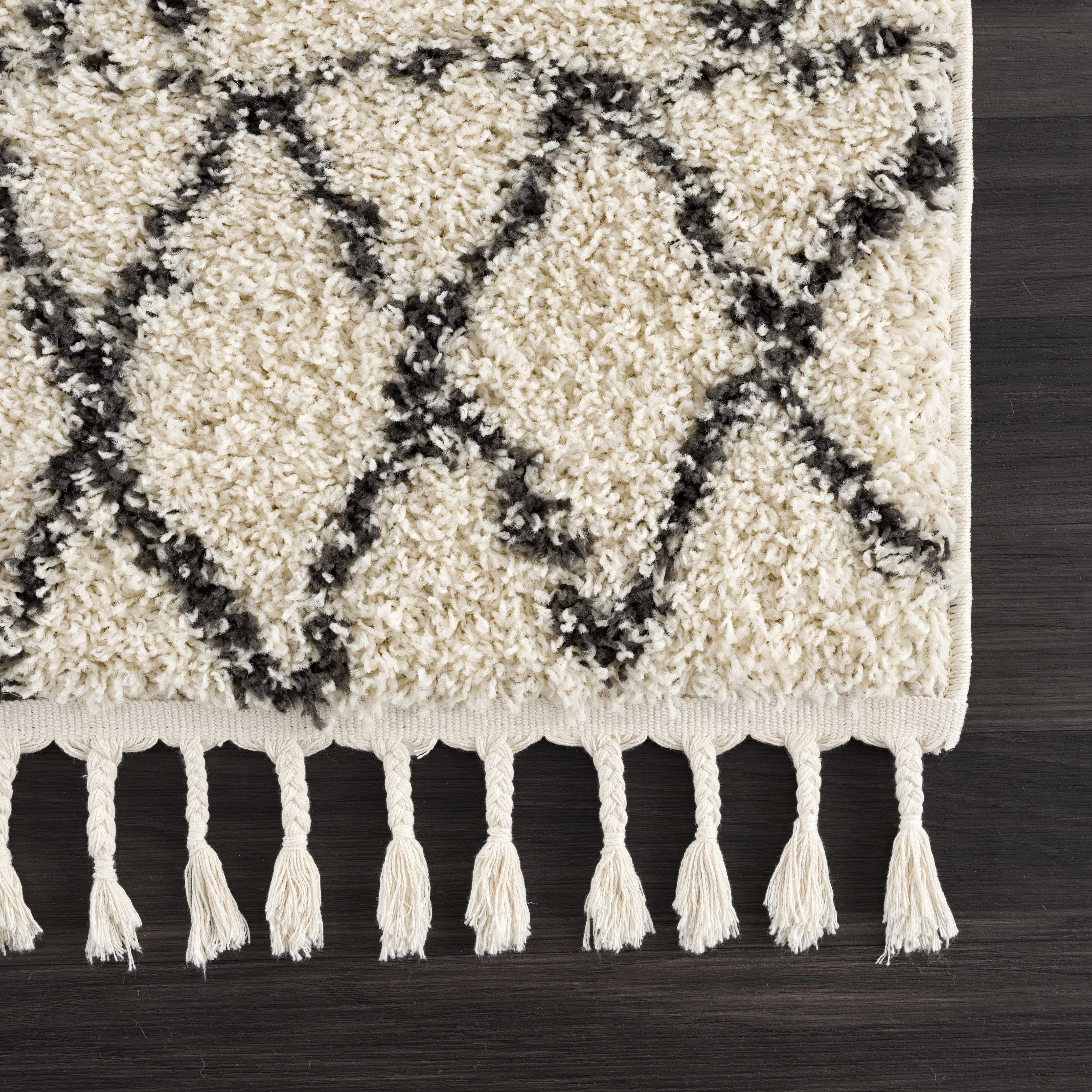 Hauteloom Emlenton Berber Shag Rug - Cozy Up Your Home