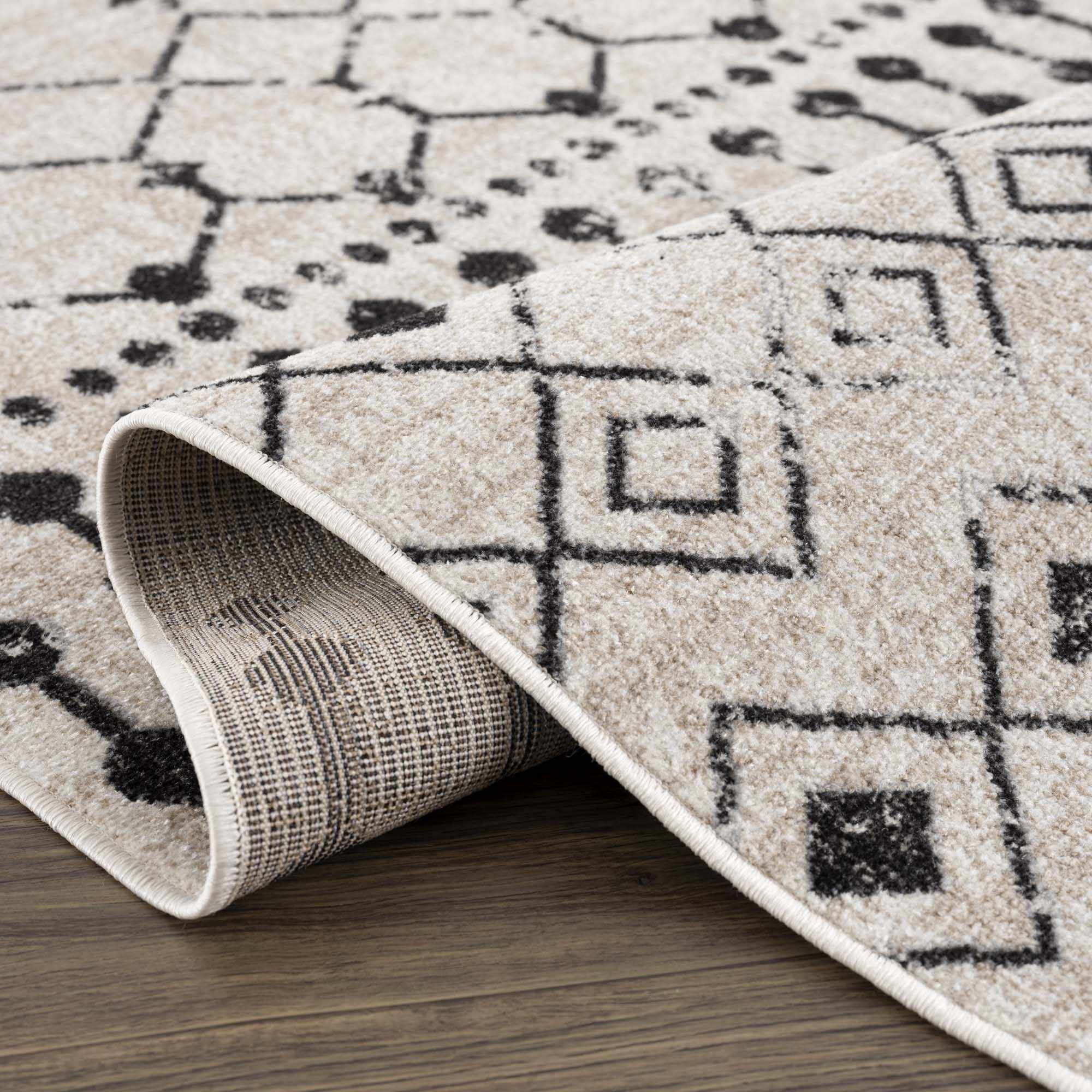 Gorgeous Hauteloom Joppatowne Washable Area Rug - Transform Your Space!