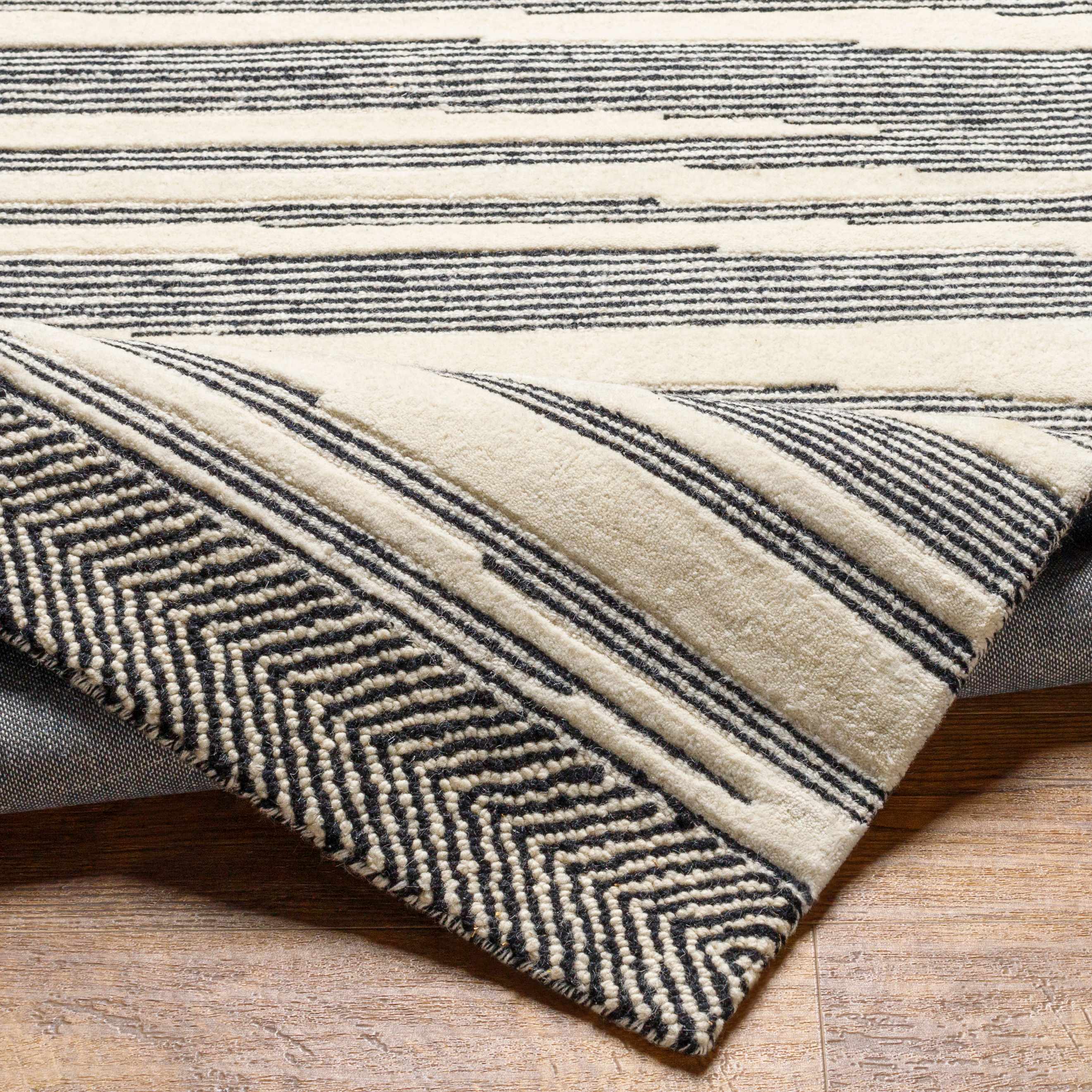 Exquisite Hauteloom Jay Area Rug