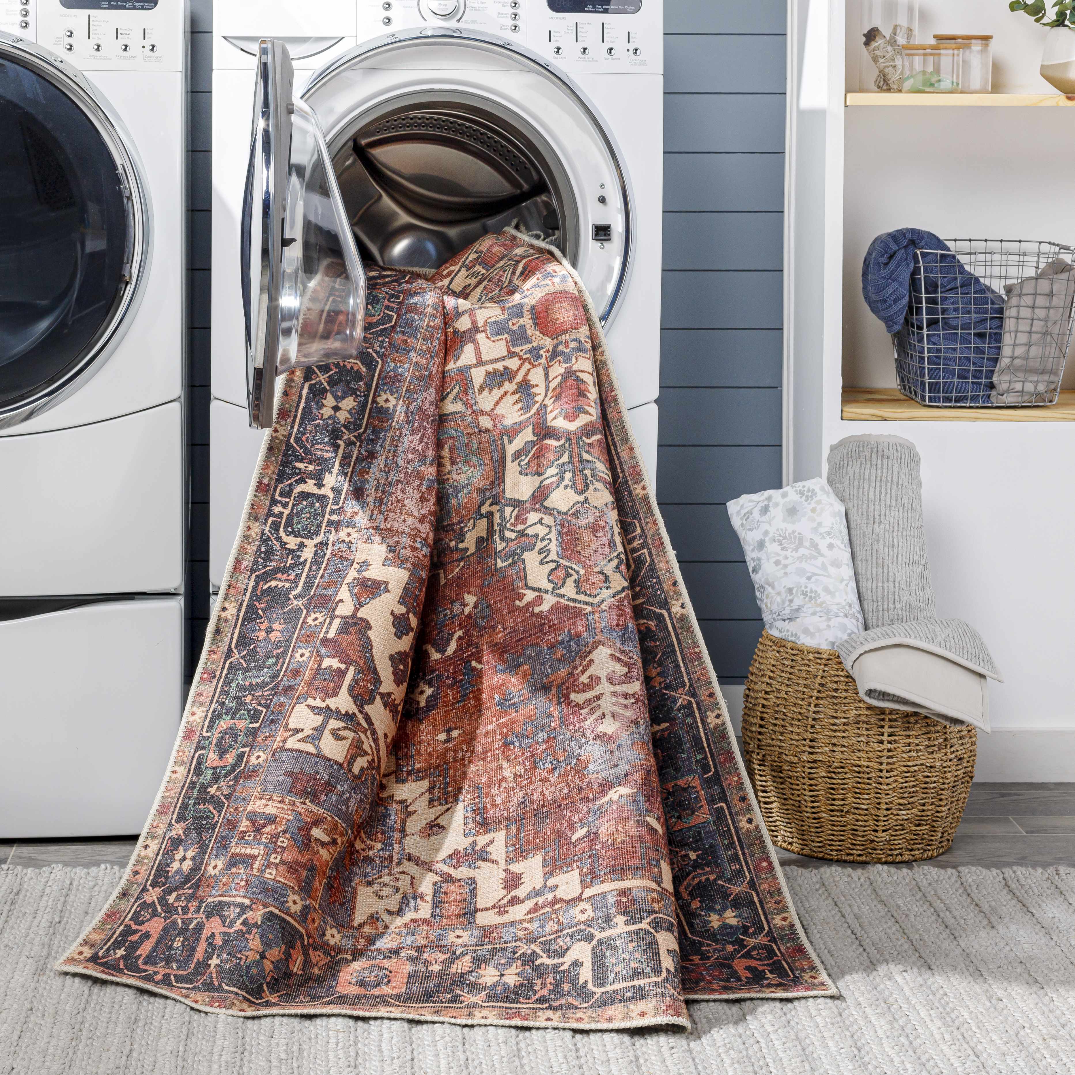Luxurious Hauteloom Bondville Washable Area Rug - Transform Your Space