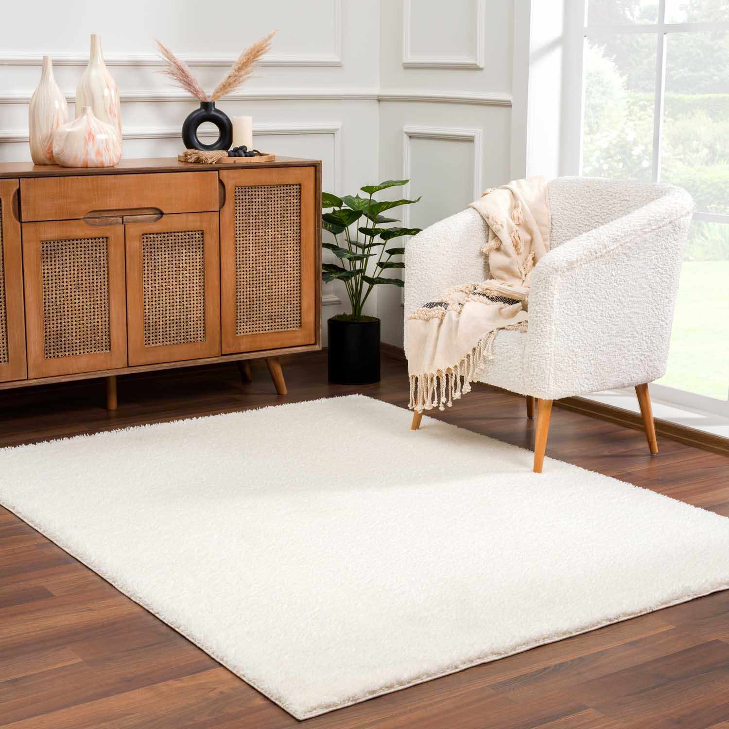 Luxurious Hauteloom Heavenly Cream Plush Rug - A Dreamy Addition to Your Space