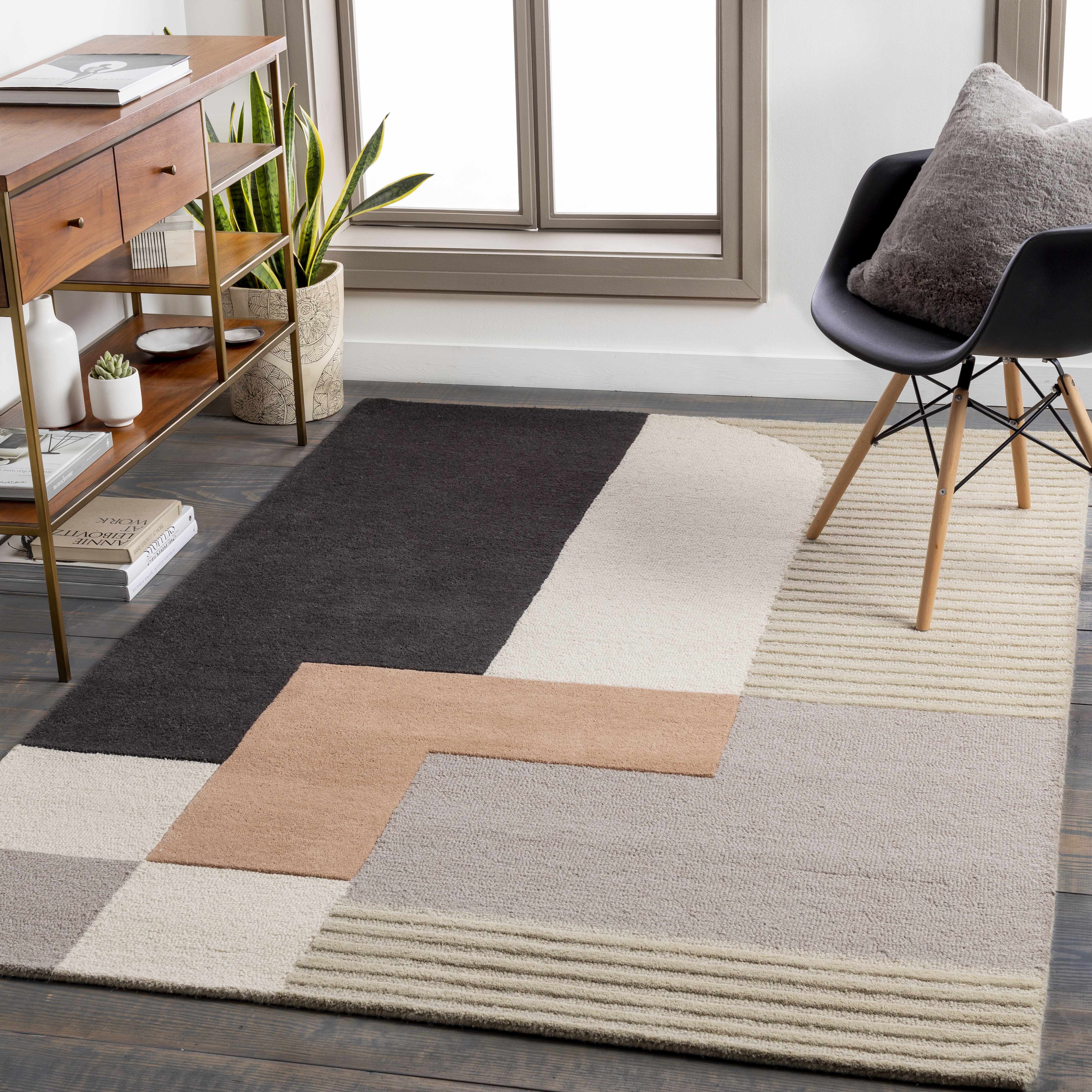 Luxurious Hauteloom Glenmavis Area Rug - Transform Your Space