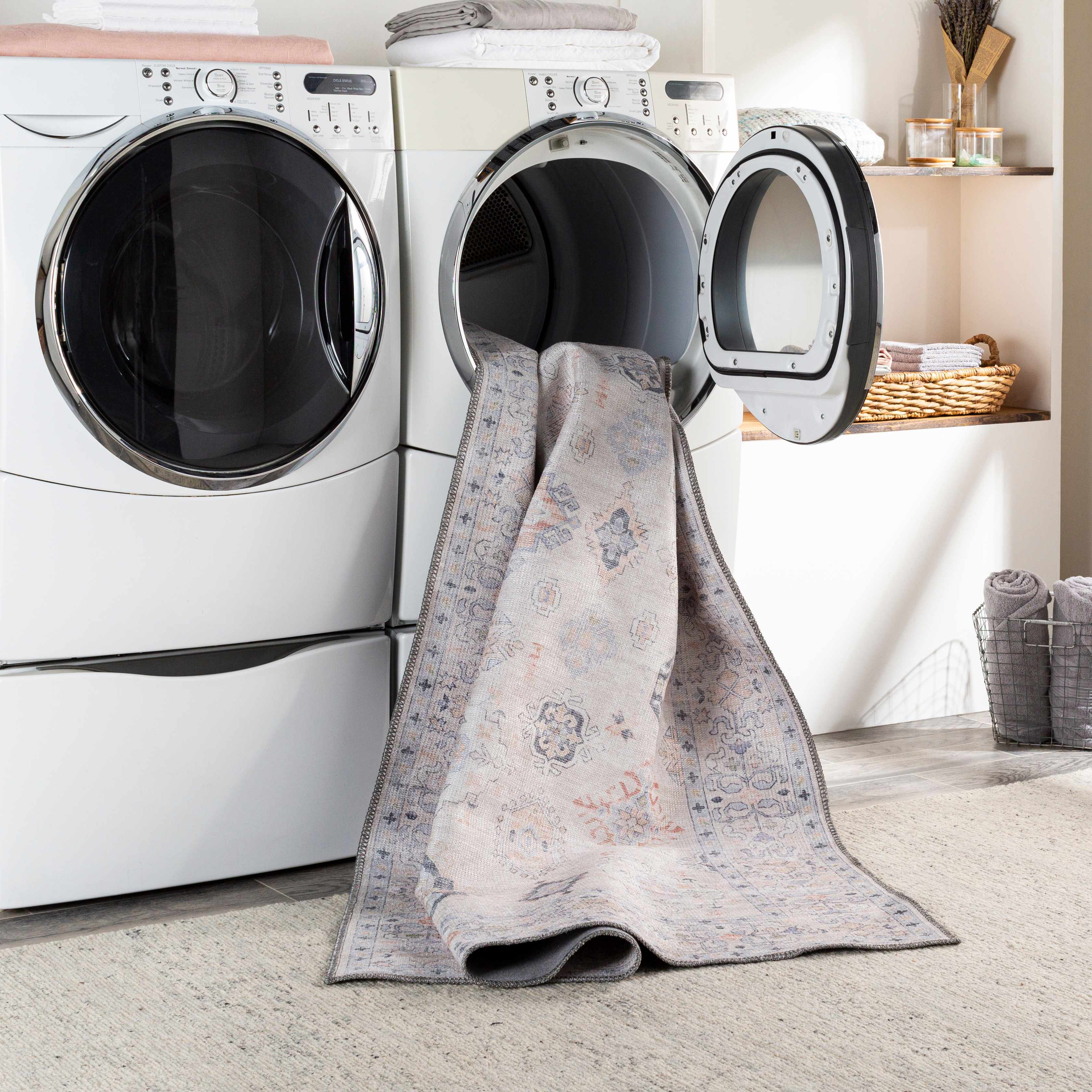 Hauteloom Beckett Vintage Washable Area Rug - Transform Your Space with Timeless Elegance