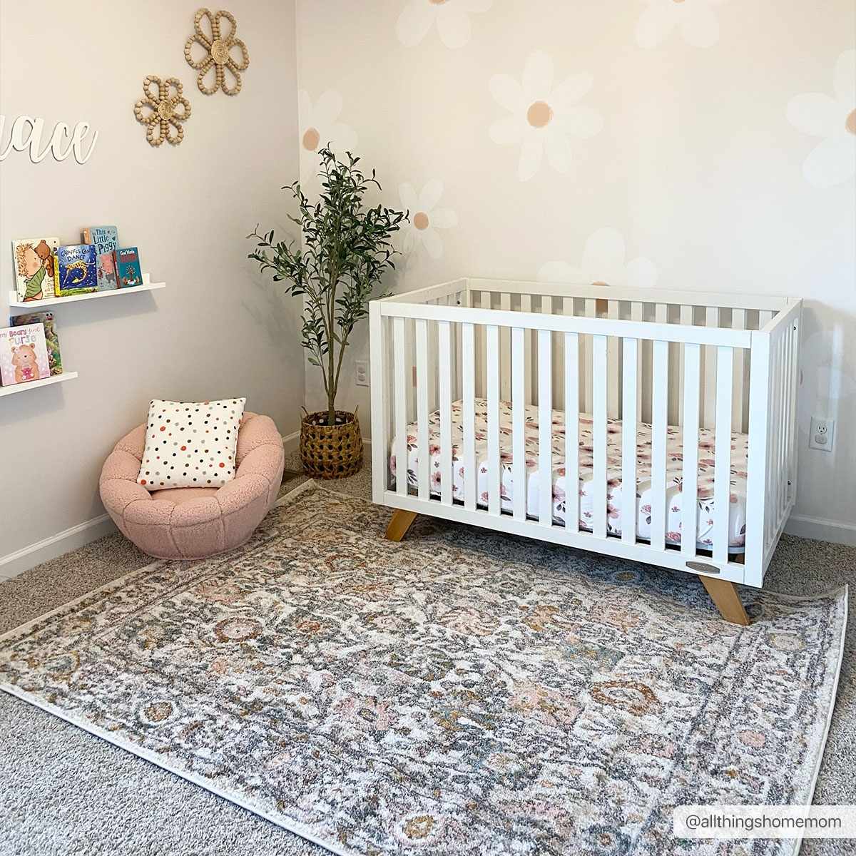 Luxurious Hauteloom Herstmonceux Area Rug - Transform Your Space!