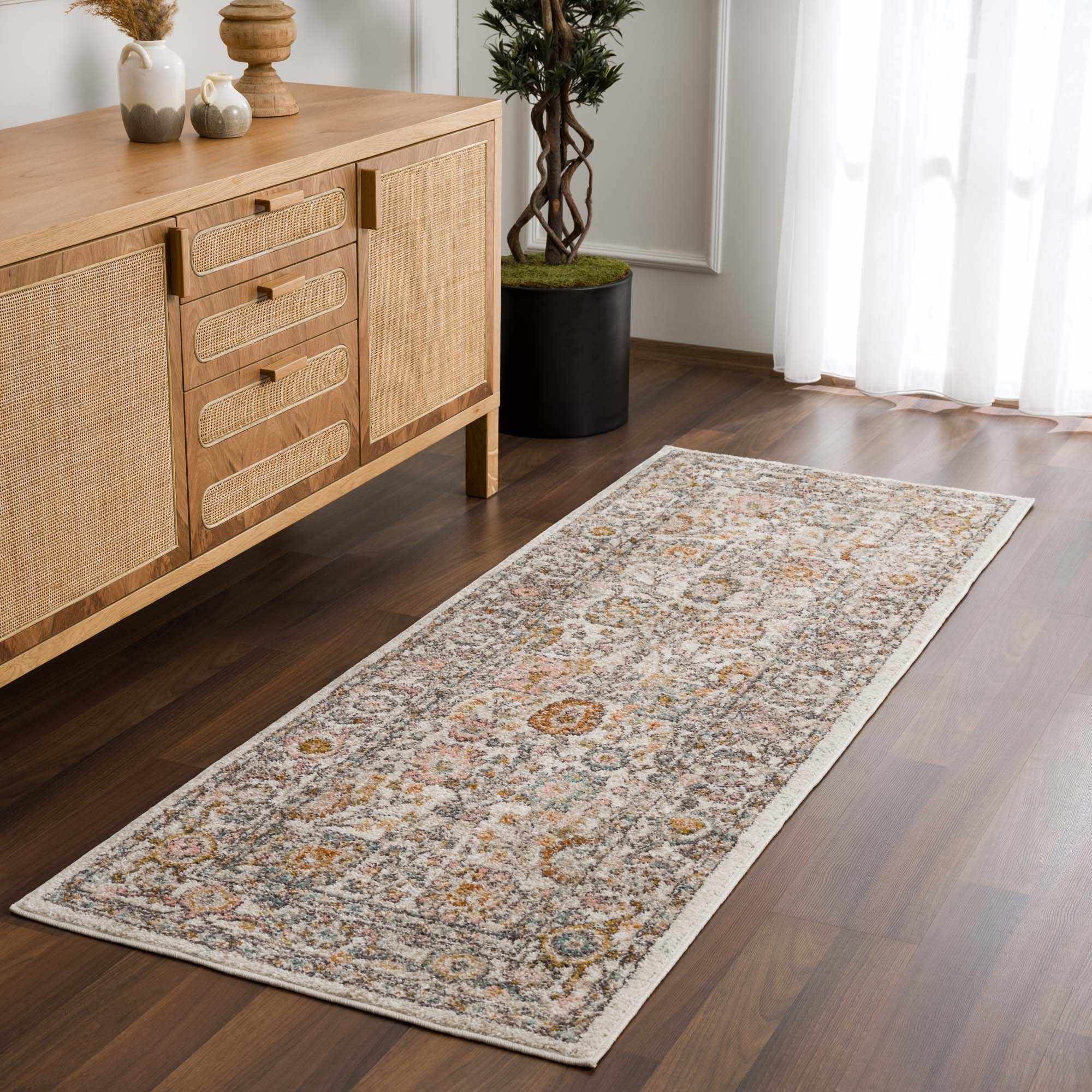 Luxurious Hauteloom Herstmonceux Area Rug - Transform Your Space!