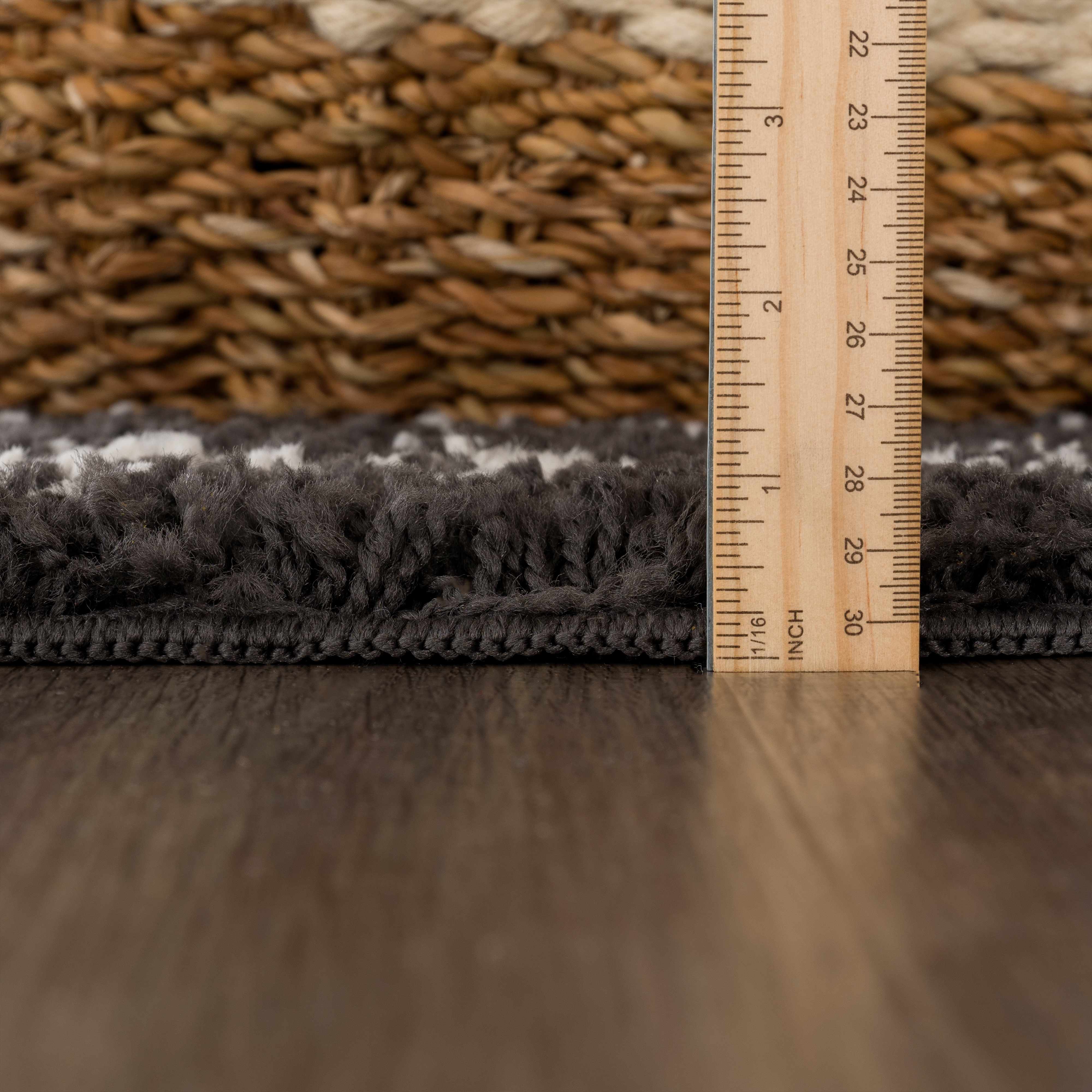 Indulge in Luxury: Hauteloom Godalming Black Plush Carpet