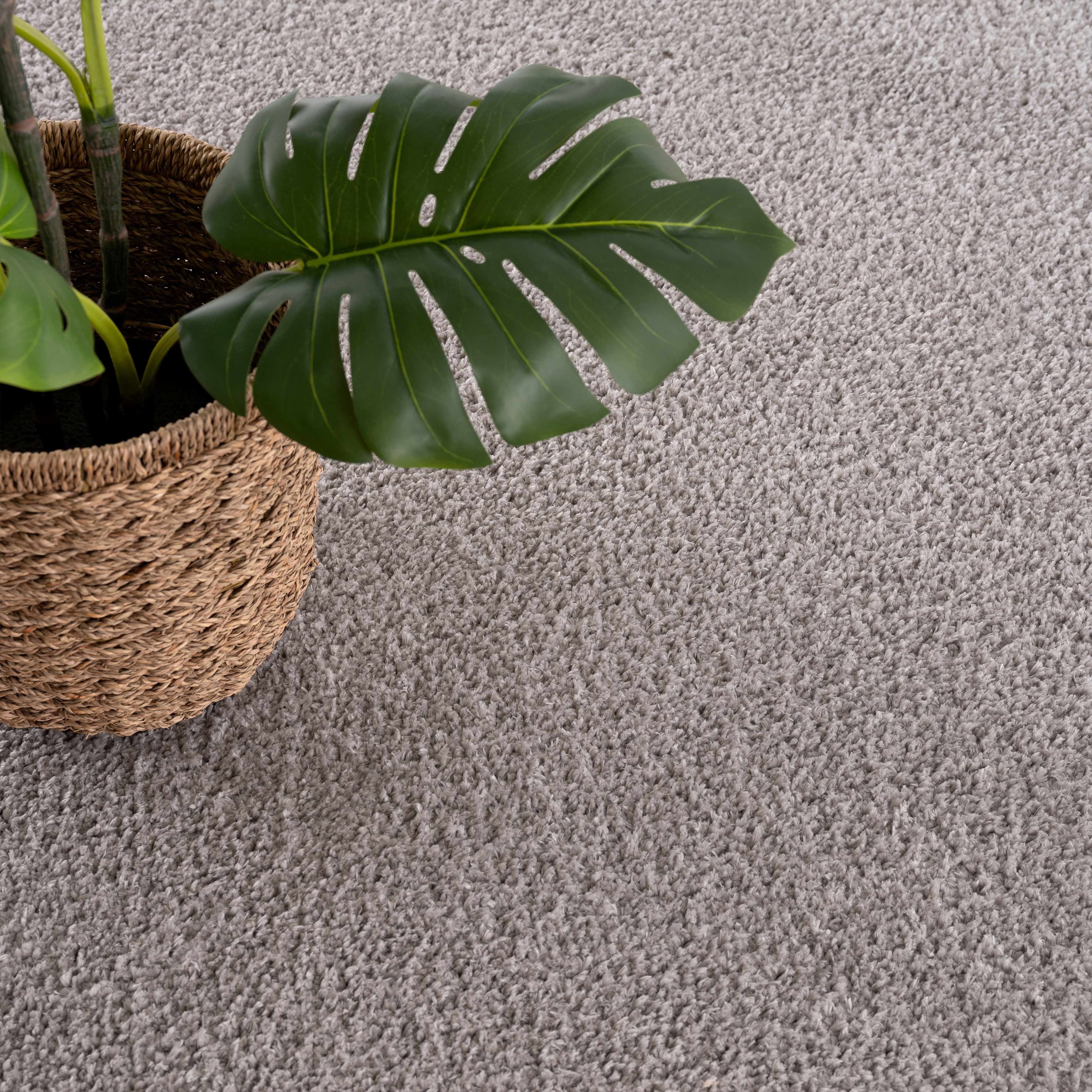 Luxurious Judy Light Gray Washable Area Rug - Transform Your Space