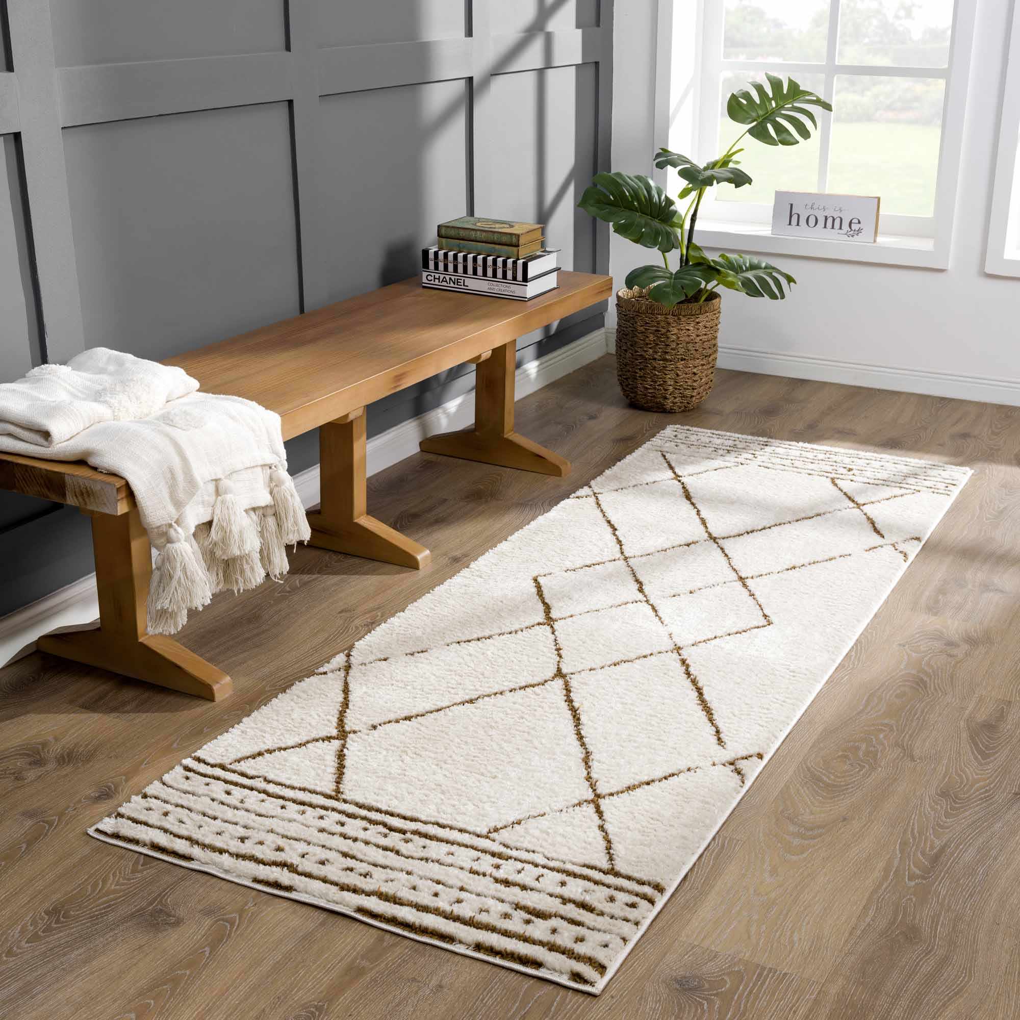 Exquisite Hauteloom Keone Area Rug