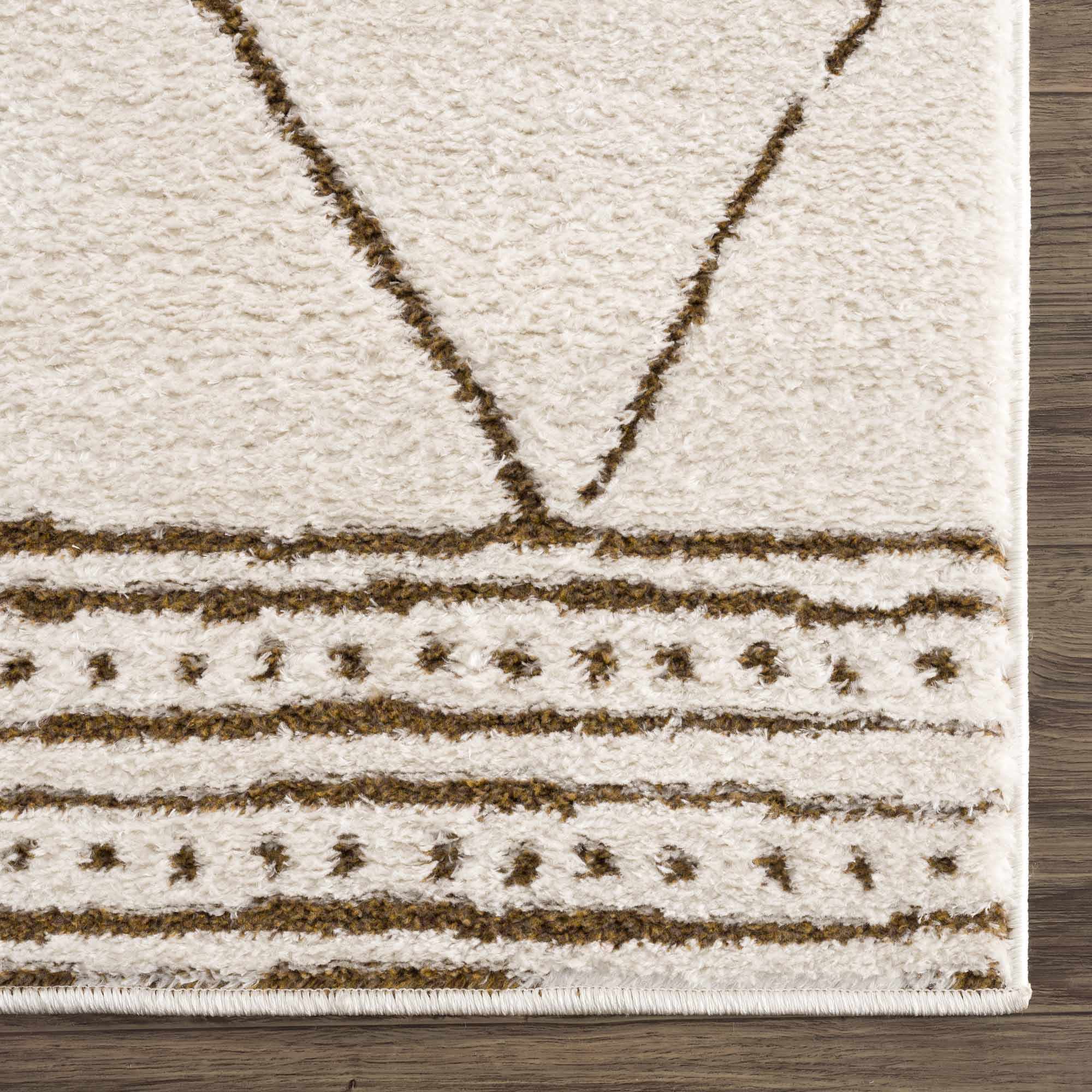Exquisite Hauteloom Keone Area Rug