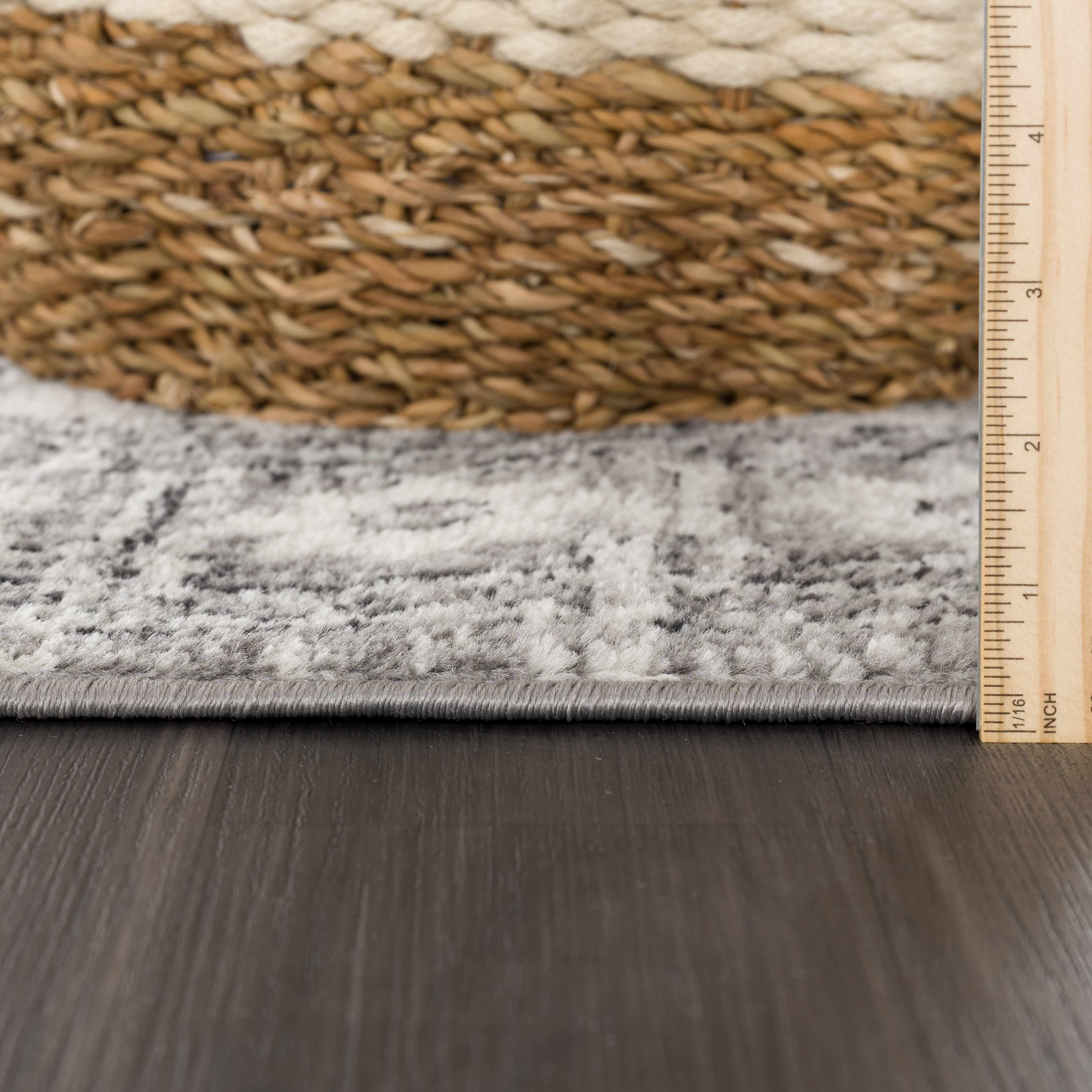 Hauteloom Marash KMRSH-4605 Elegant Area Rug