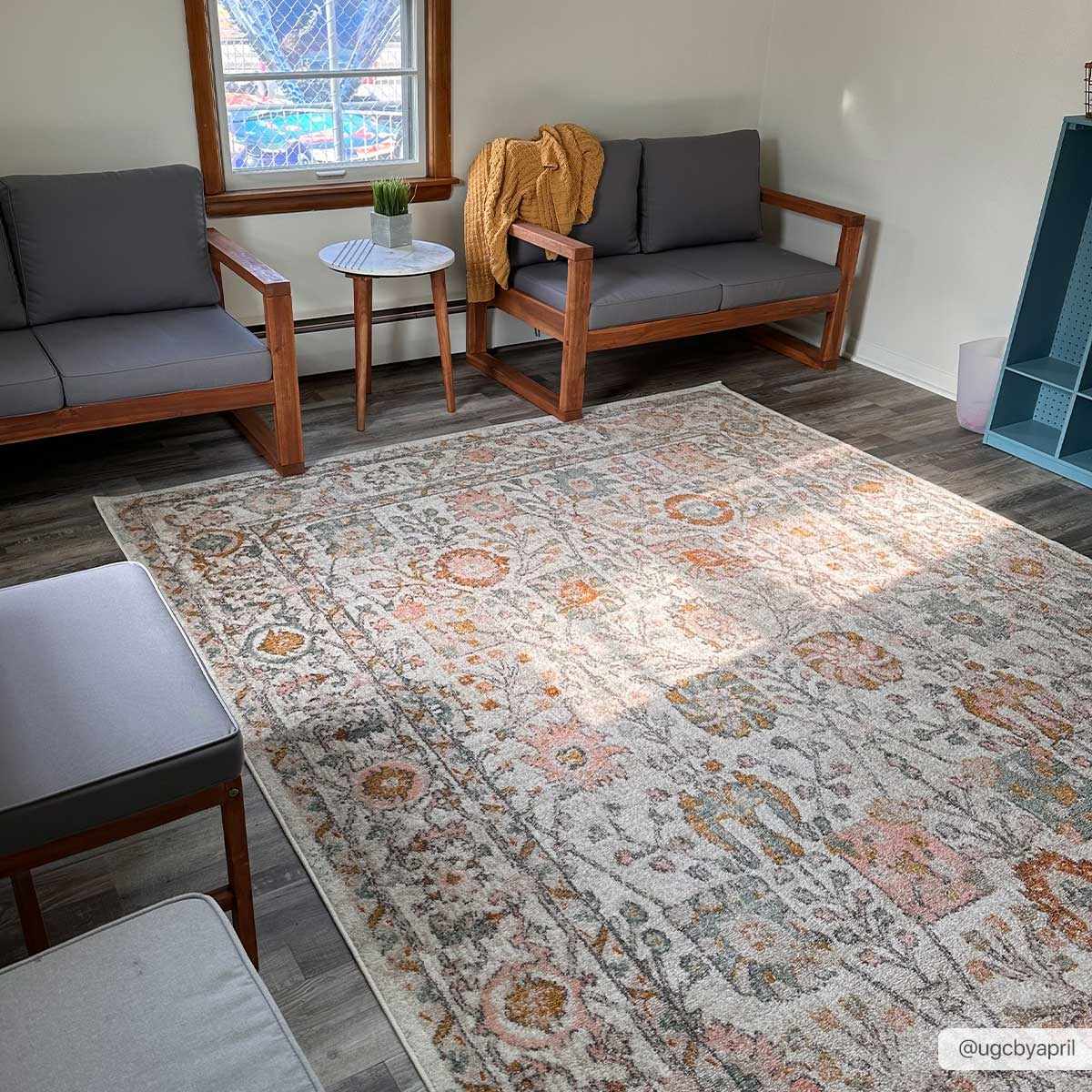 Luxurious Hauteloom Herstmonceux Area Rug - Transform Your Space!