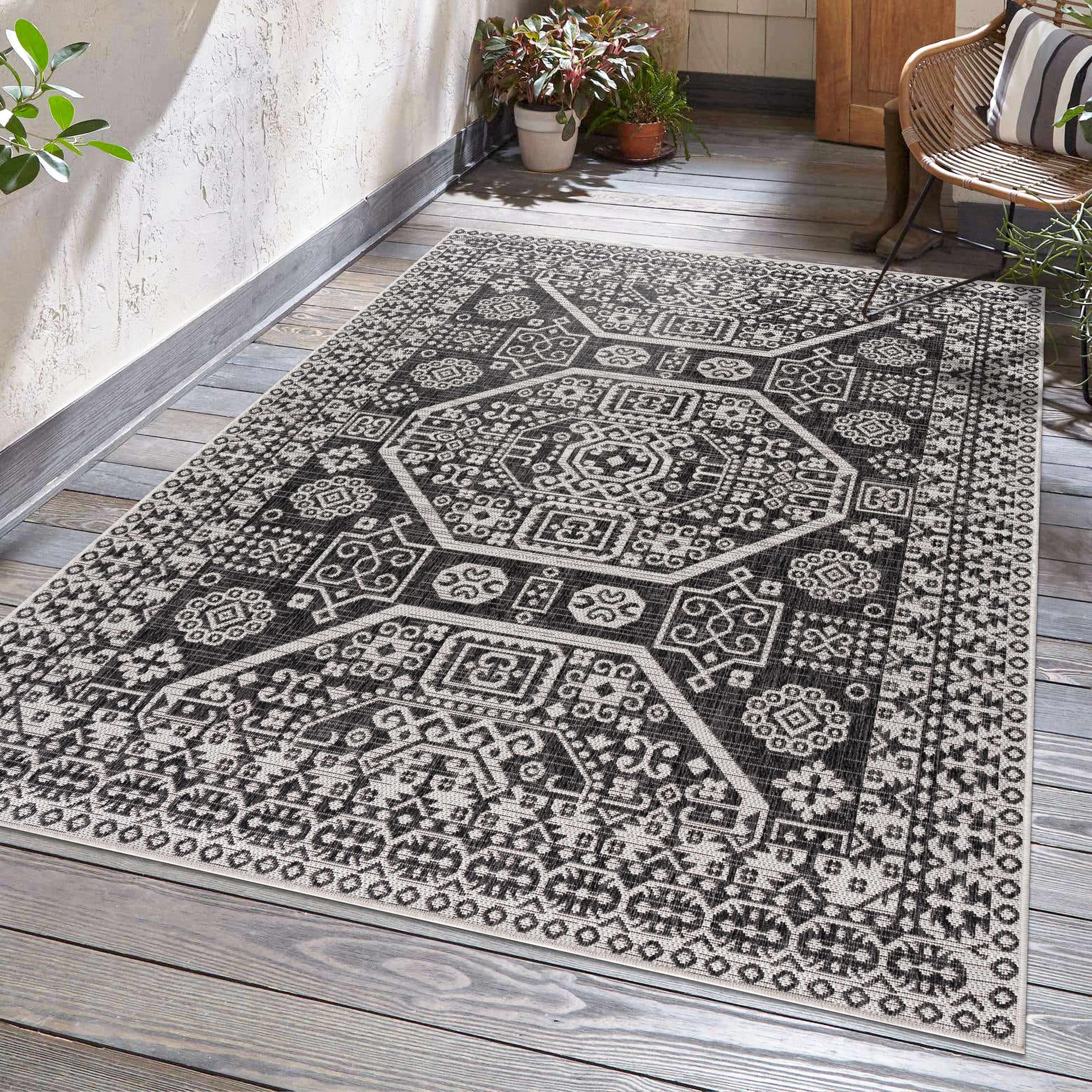 Exquisite Hauteloom Kingscliff Area Rug - Transform Your Space