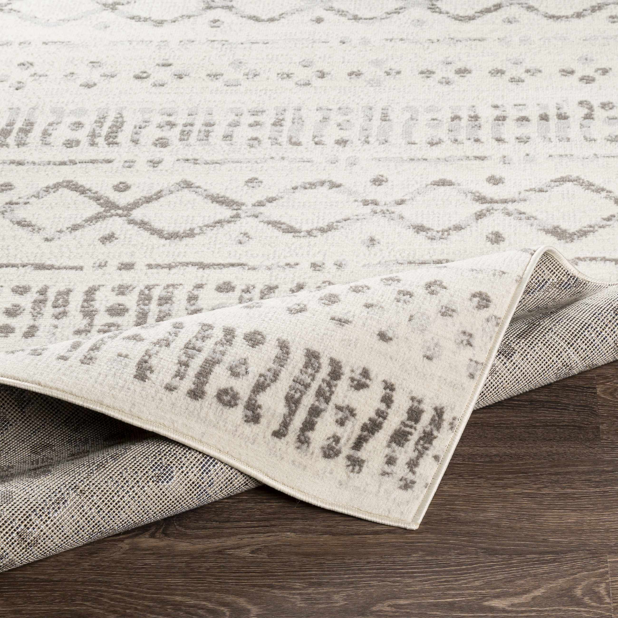 Exquisite Hauteloom Geebung Tribal Area Rug - Transform Your Space