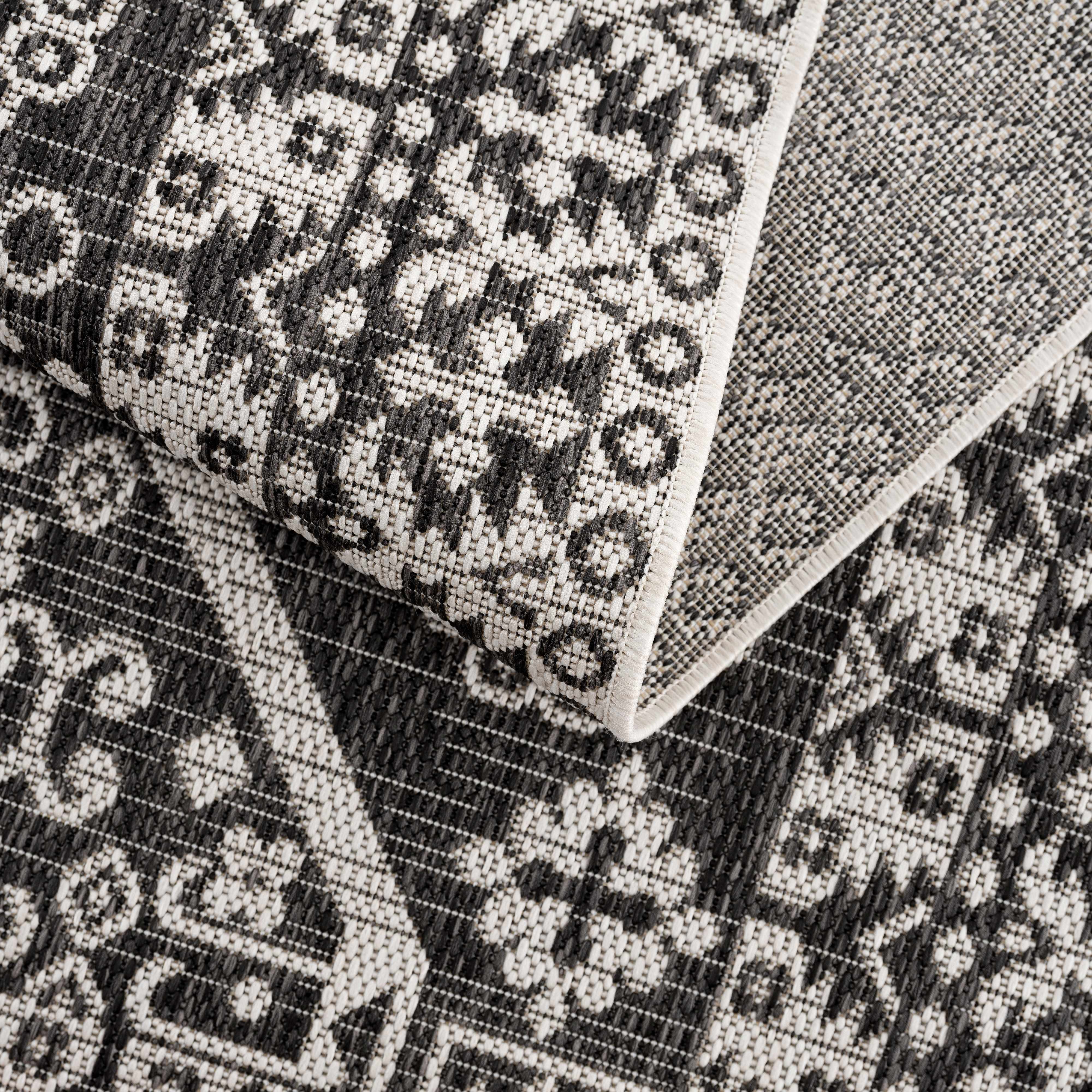 Exquisite Hauteloom Kingscliff Area Rug - Transform Your Space