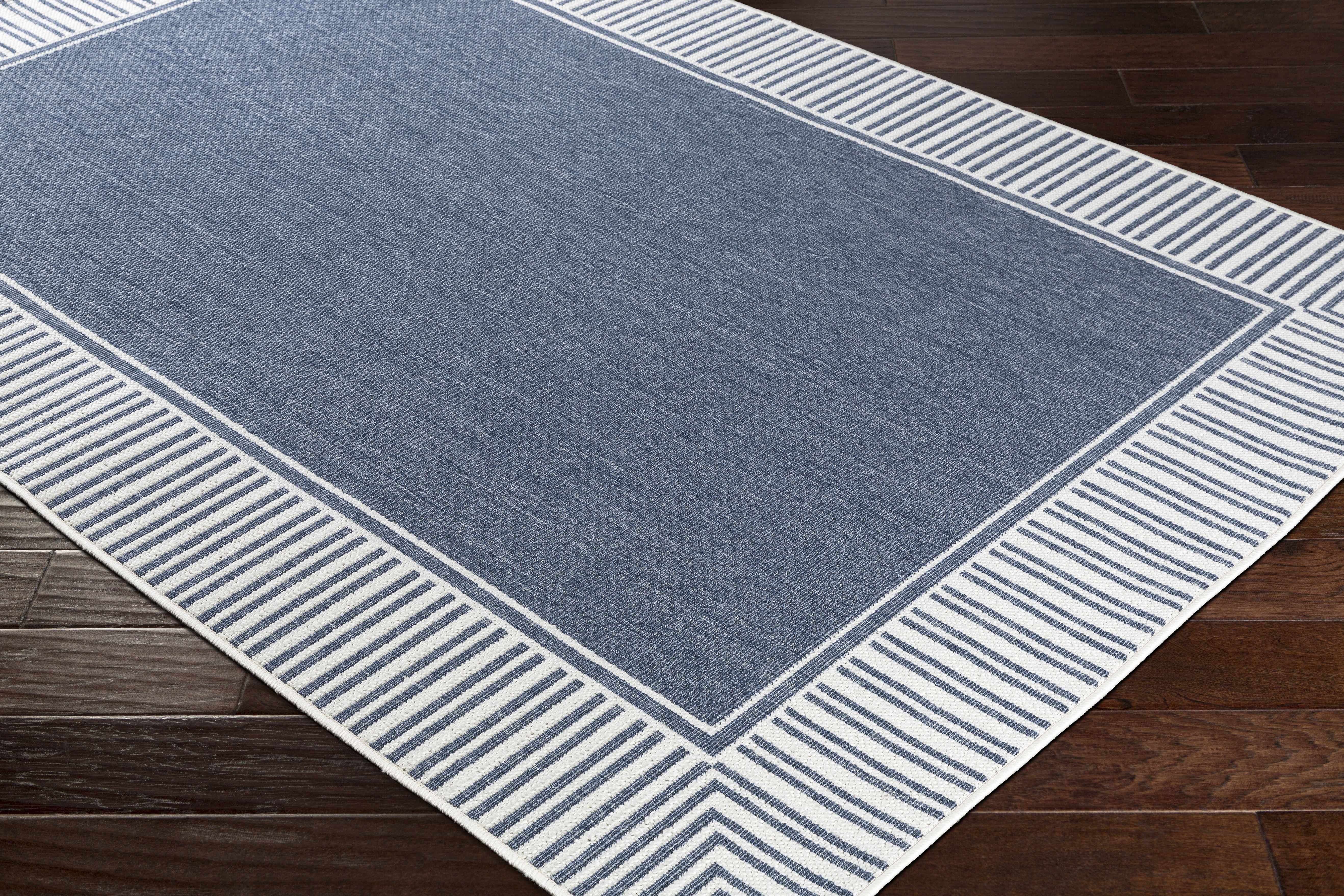 Hauteloom Hettick: The Stylish and Durable Area Rug