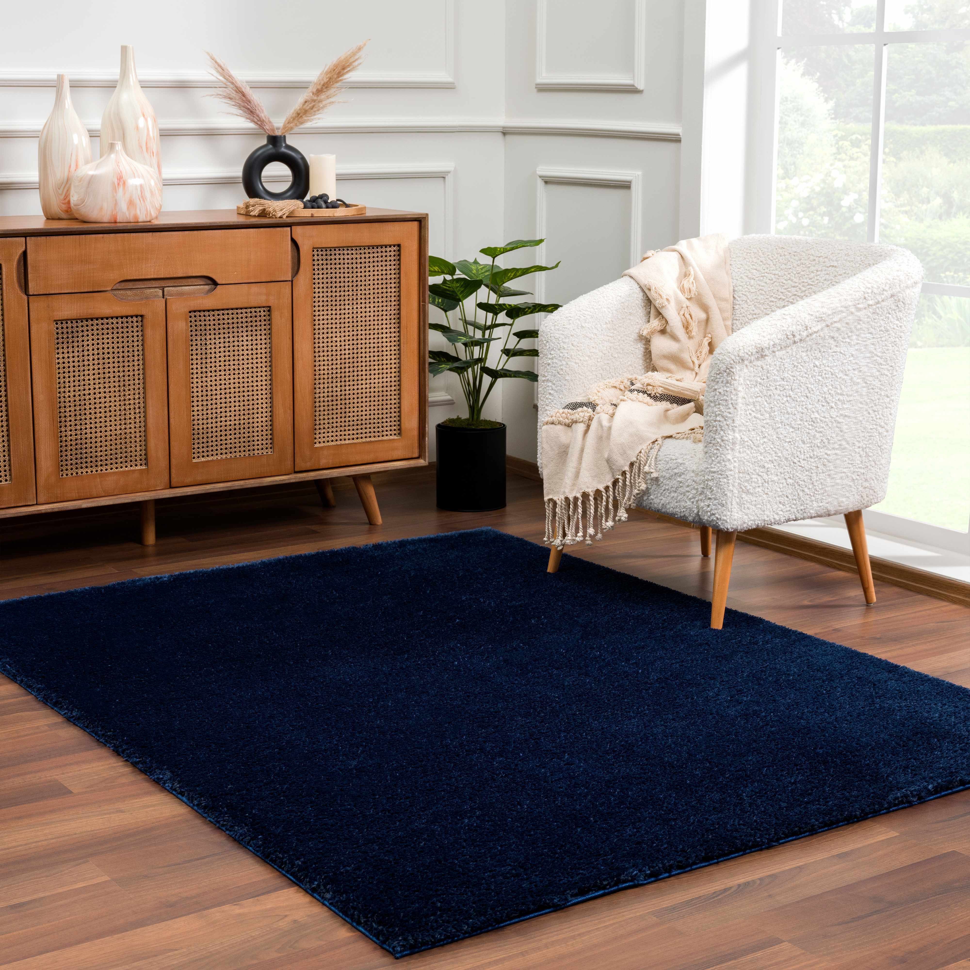 Luxurious Navy Plush Rug - Hauteloom Heavenly