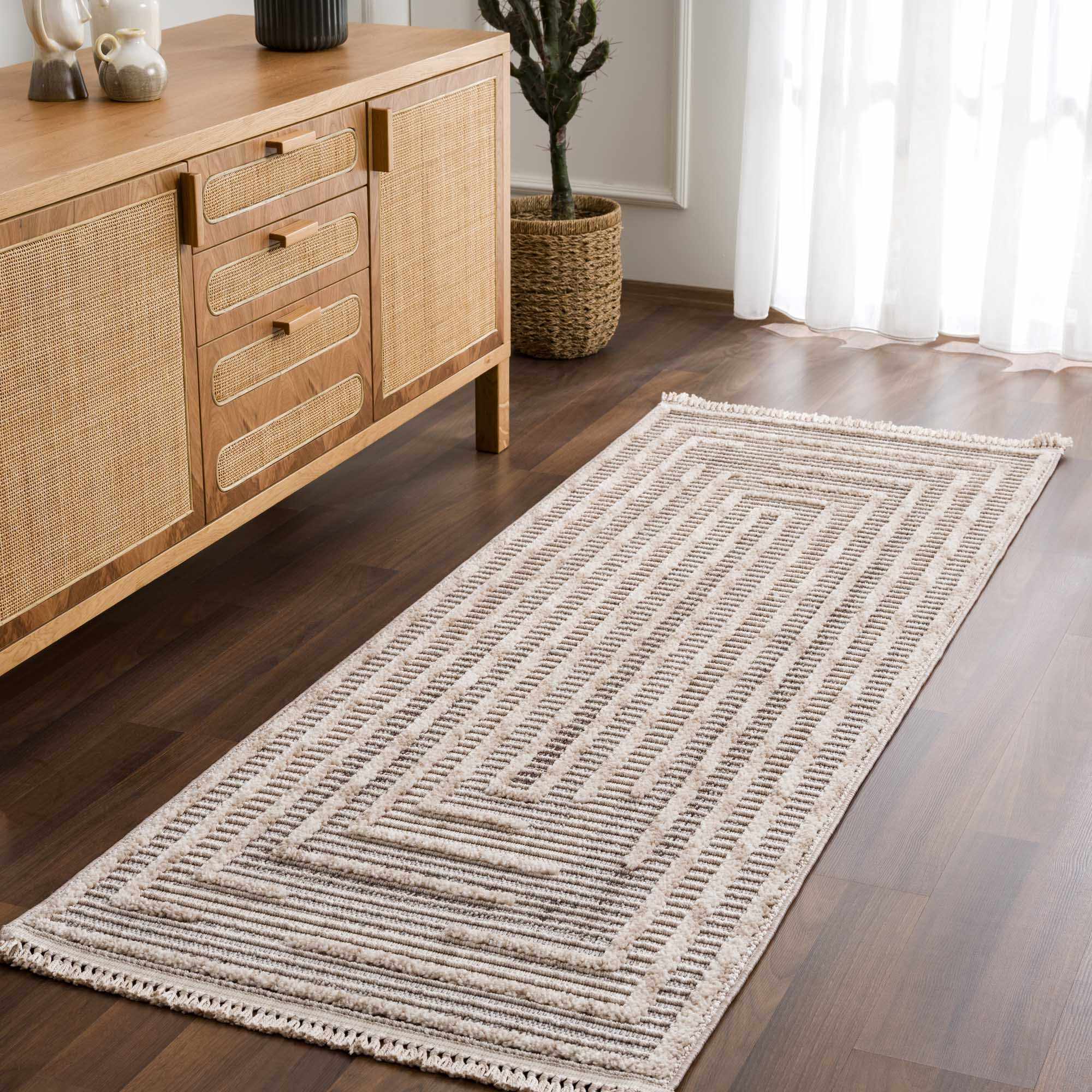 Luxurious Hauteloom Lunao Area Rug