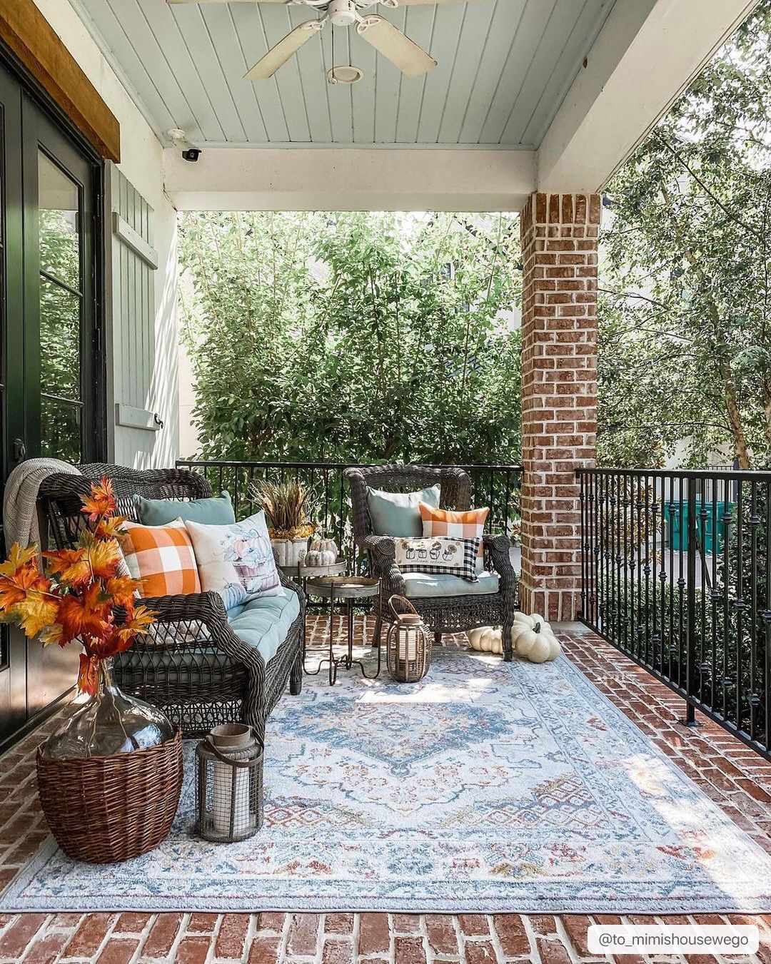 Gorgeous Hauteloom Haymond Area Rug