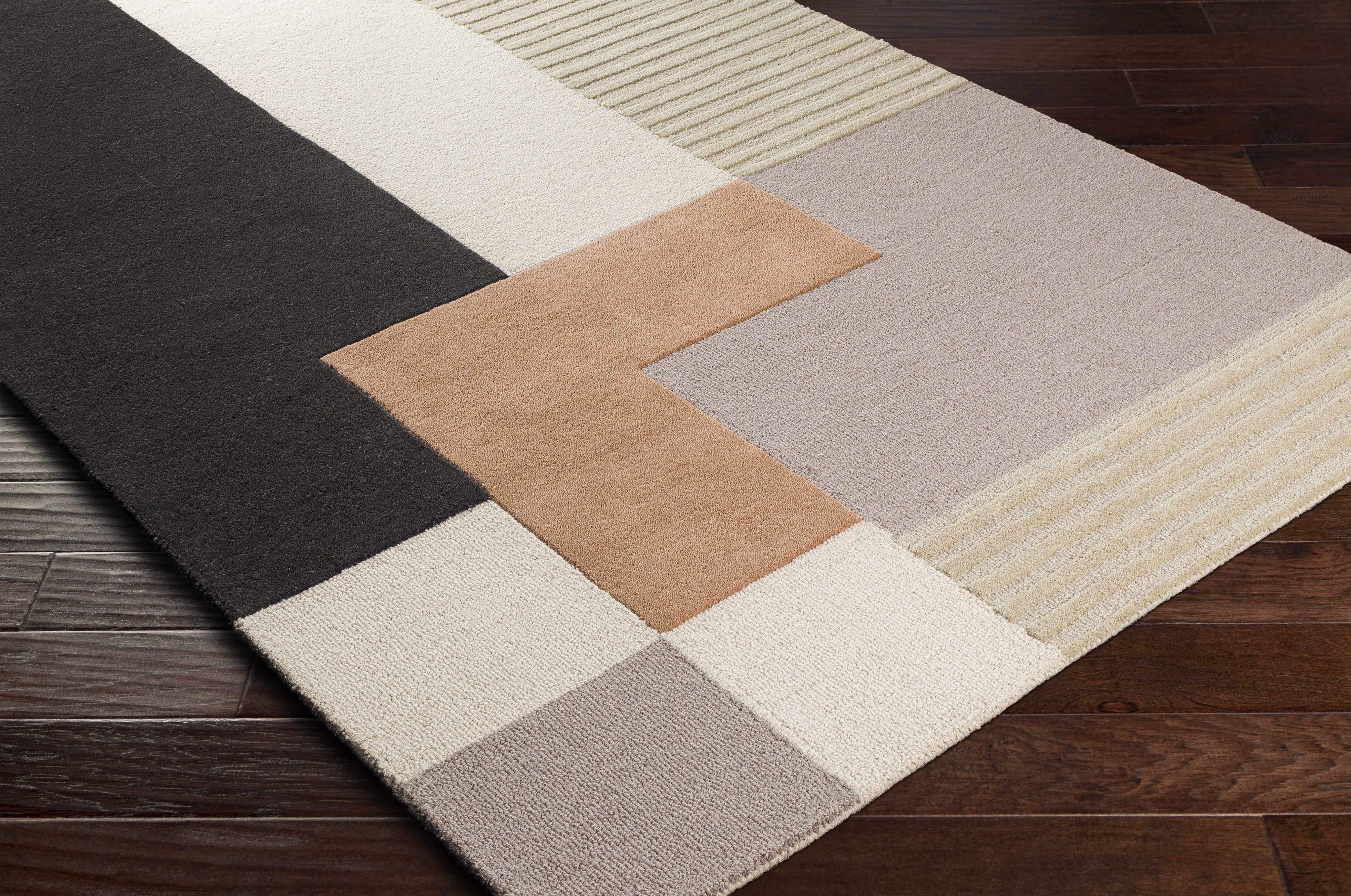 Luxurious Hauteloom Glenmavis Area Rug - Transform Your Space