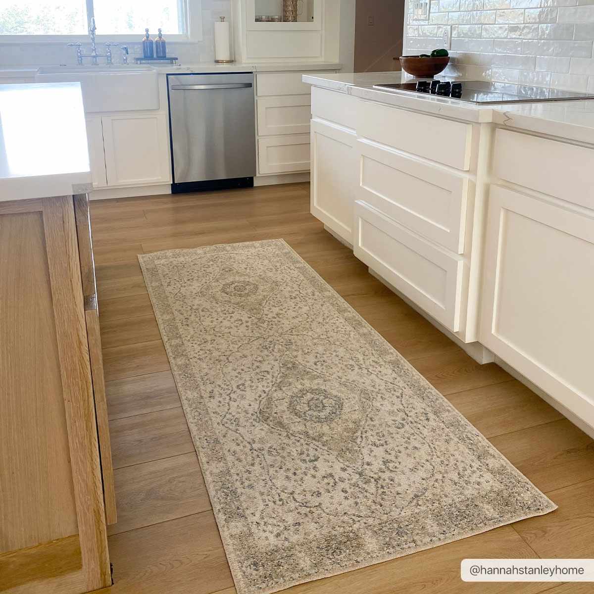 Hauteloom Cara Washable Area Rug - A Must-Have for Your Home!