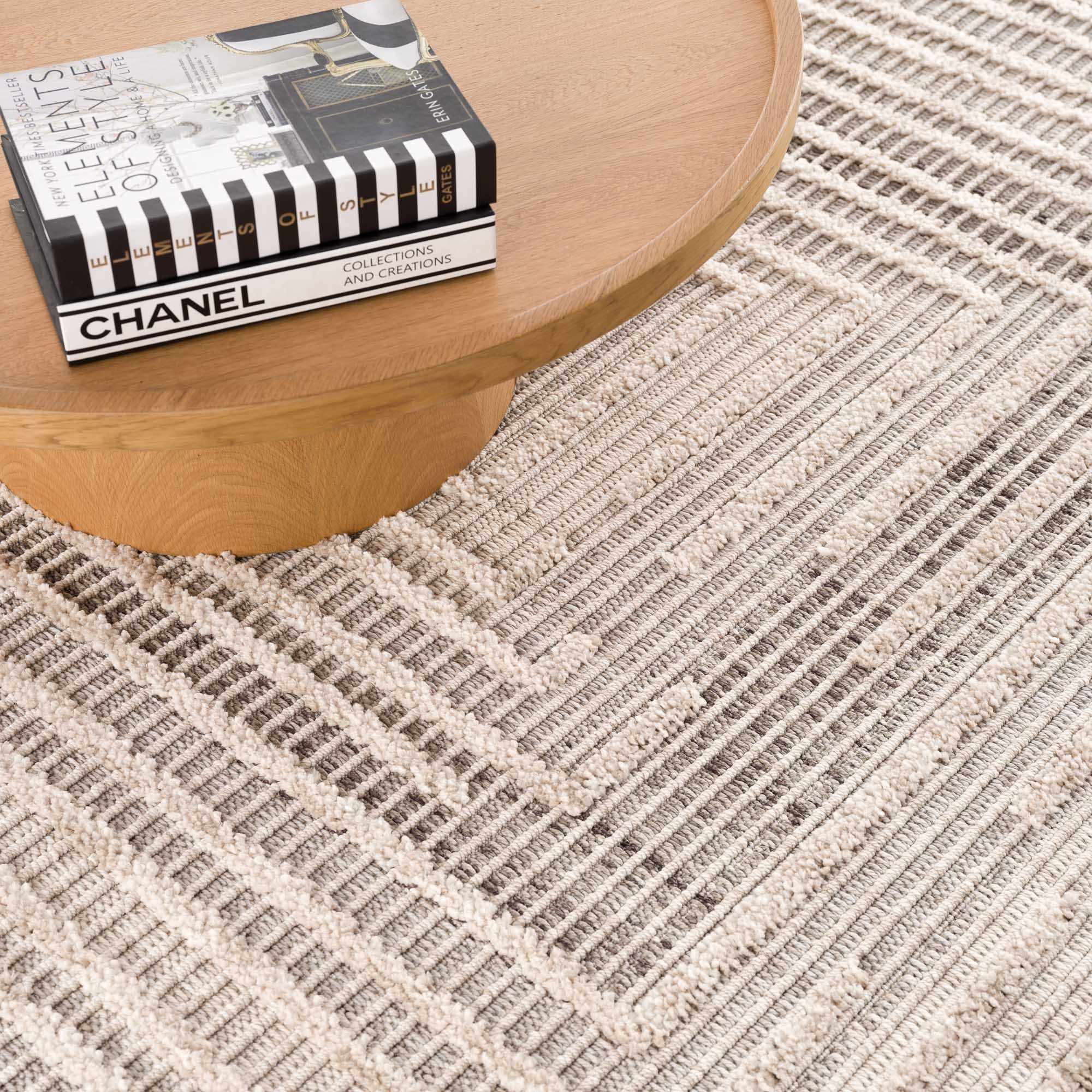 Luxurious Hauteloom Lunao Area Rug