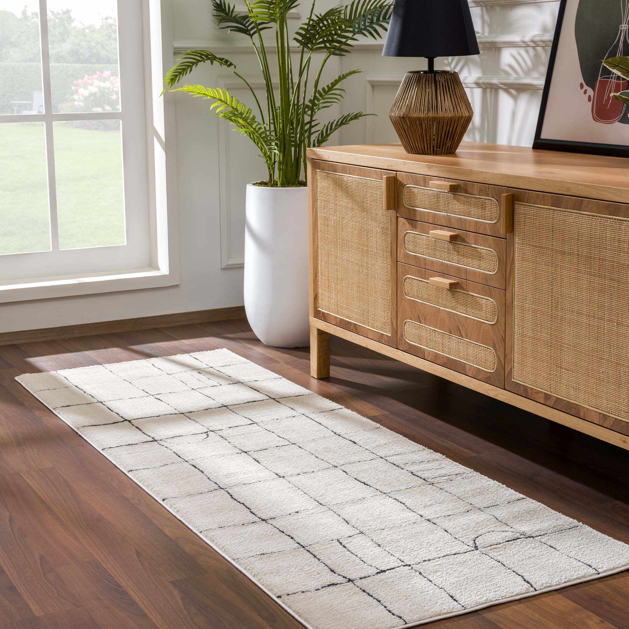 Hauteloom Keanu Black & White Gambit Rug - Effortlessly Stylish!