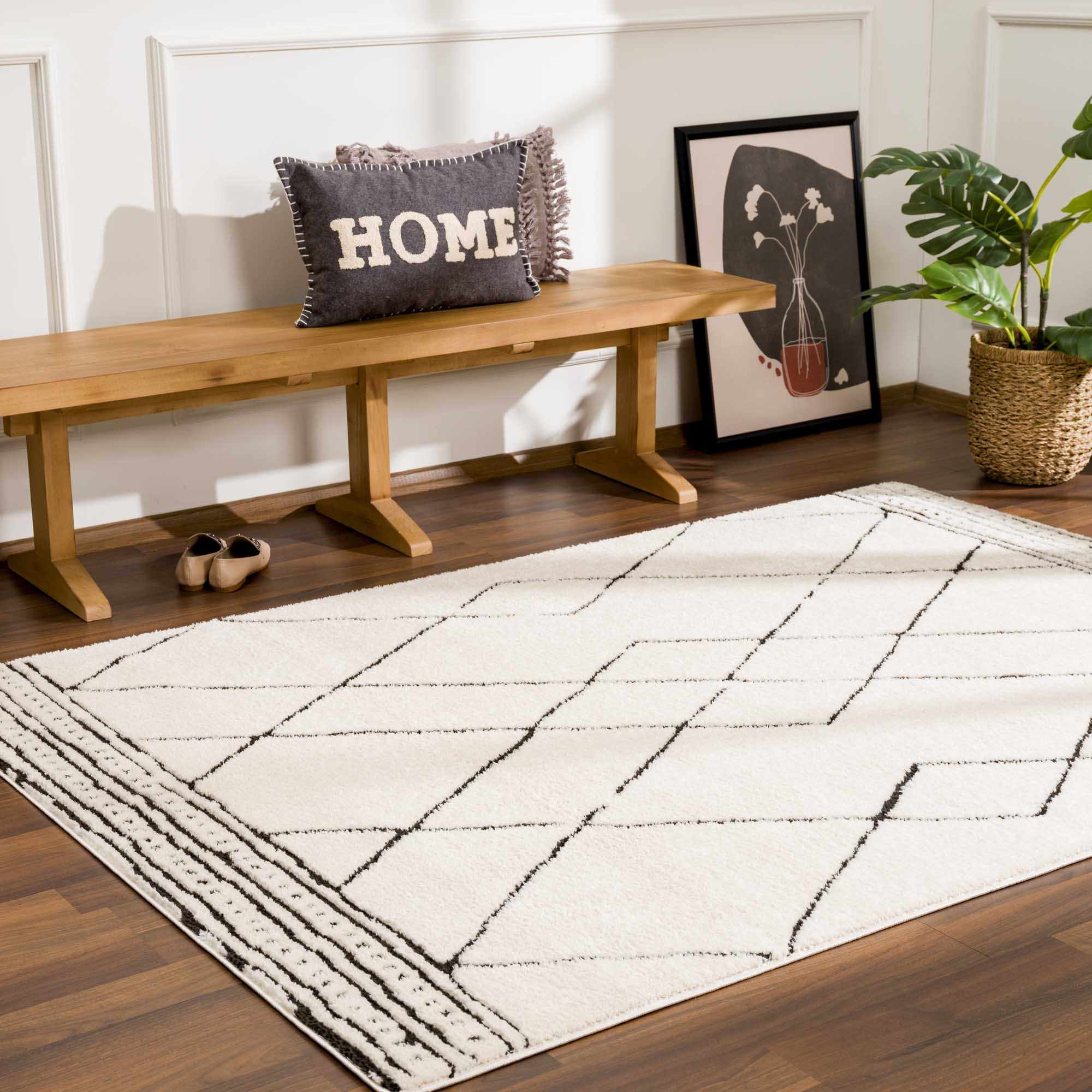 Stunning Hauteloom Keone Black & White Area Rug - Transform Your Space