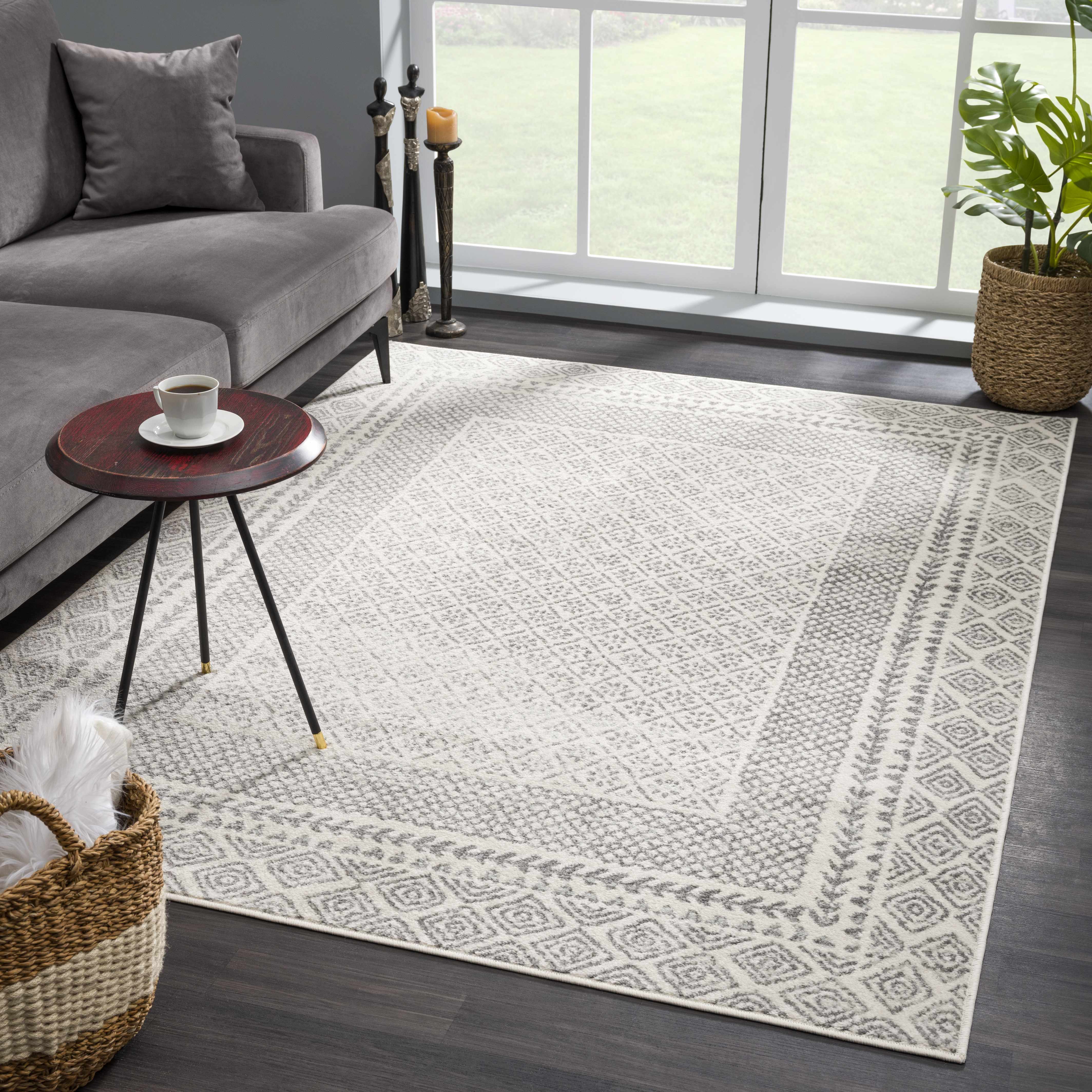 Hauteloom Marash KMRSH-4611 Inviting Area Rug