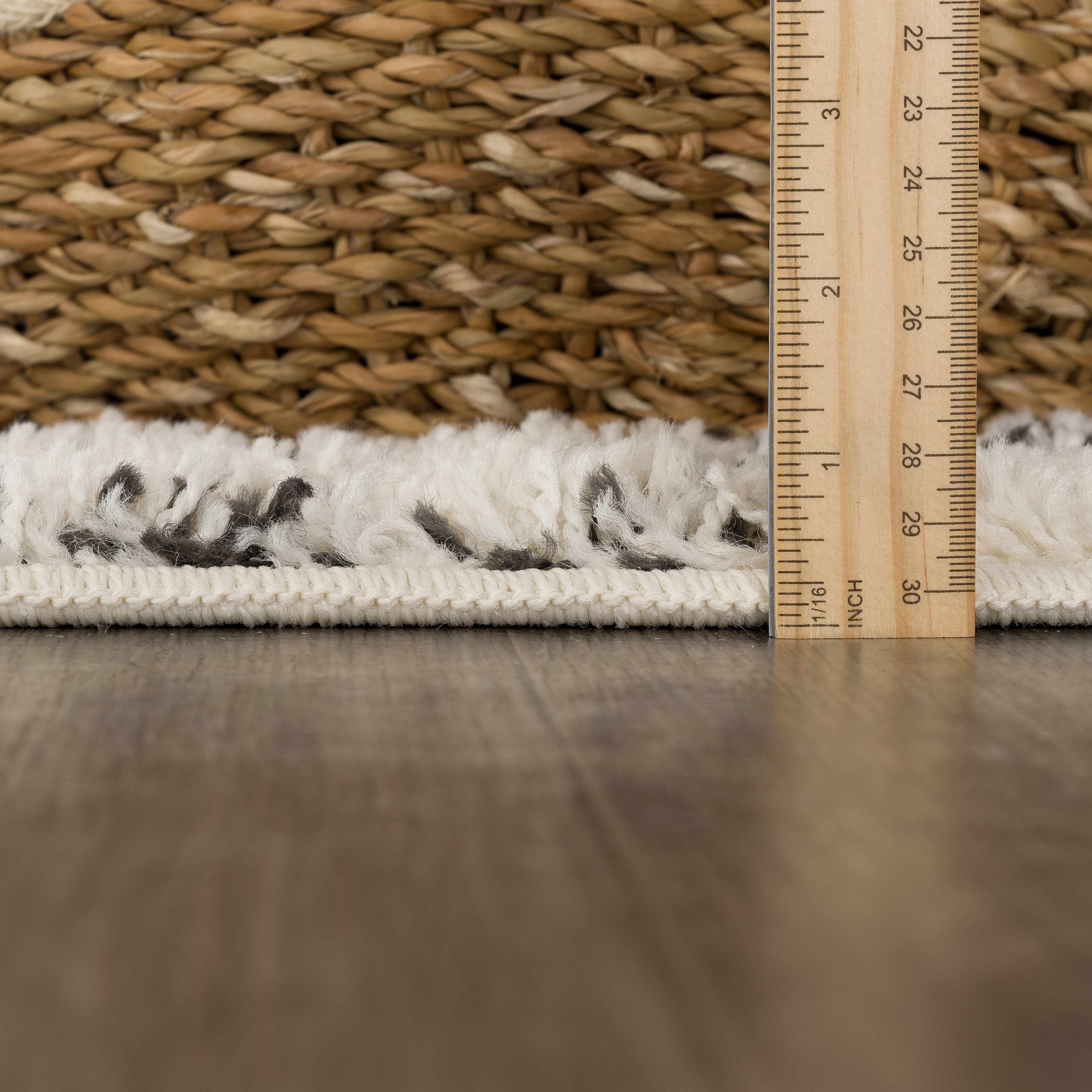 Luxurious Hauteloom Kibureau Cream Trellis Shag Area Rug - Transform Your Space