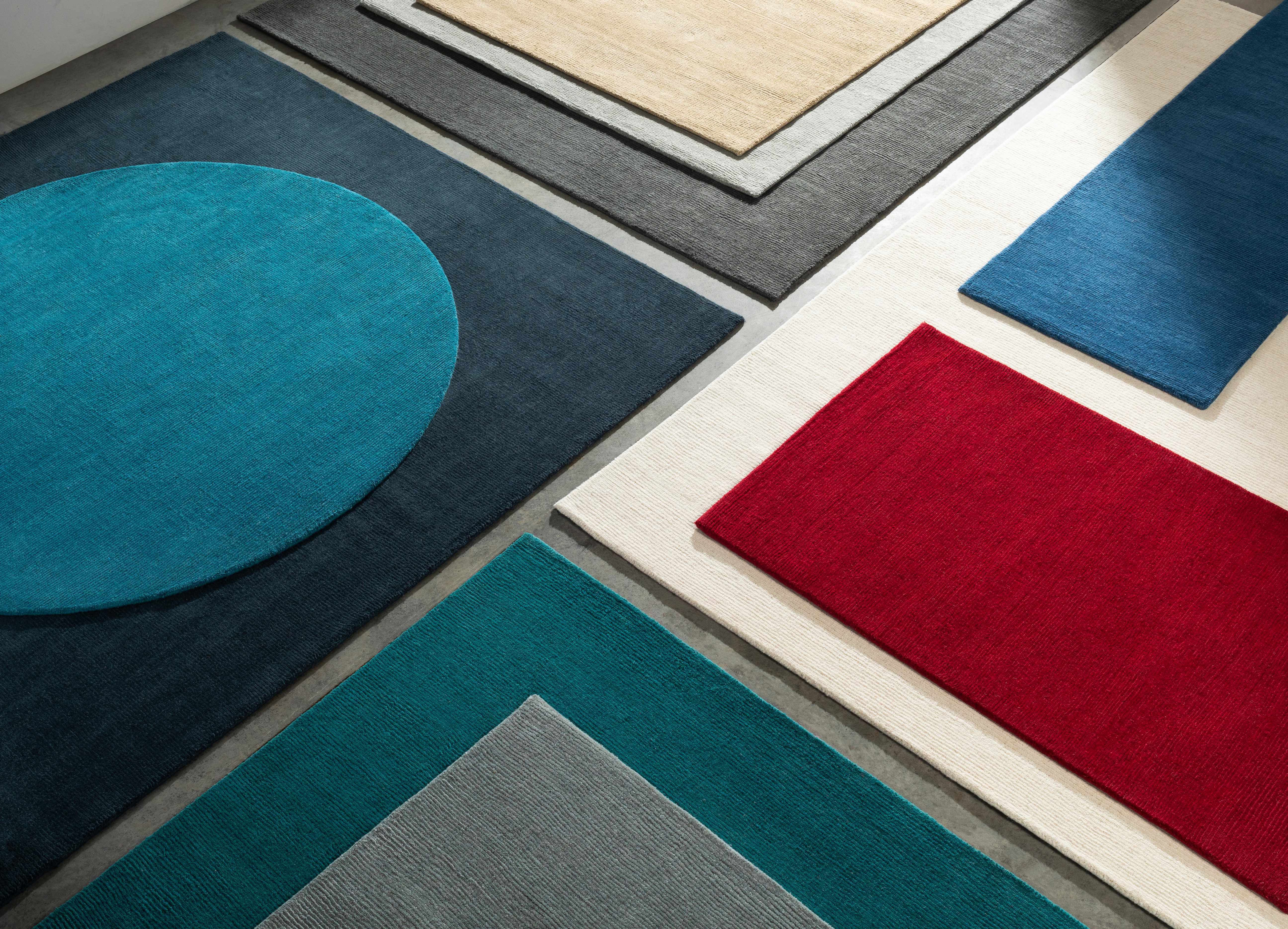 Hauteloom Brockton Solid Wool Charcoal Luxury Area Rug