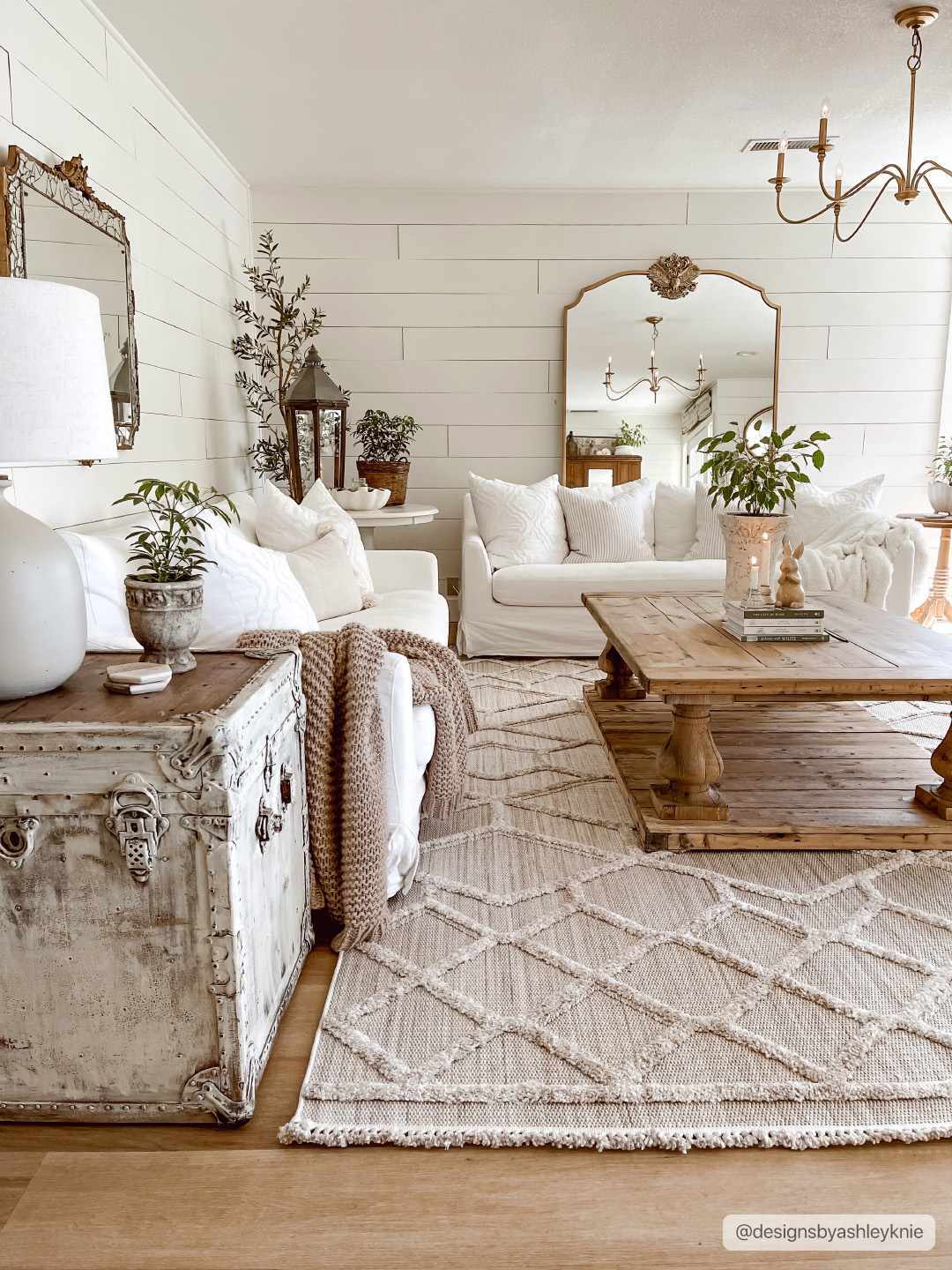 Luxurious Hauteloom Malilinao Area Rug - Elevate Your Space