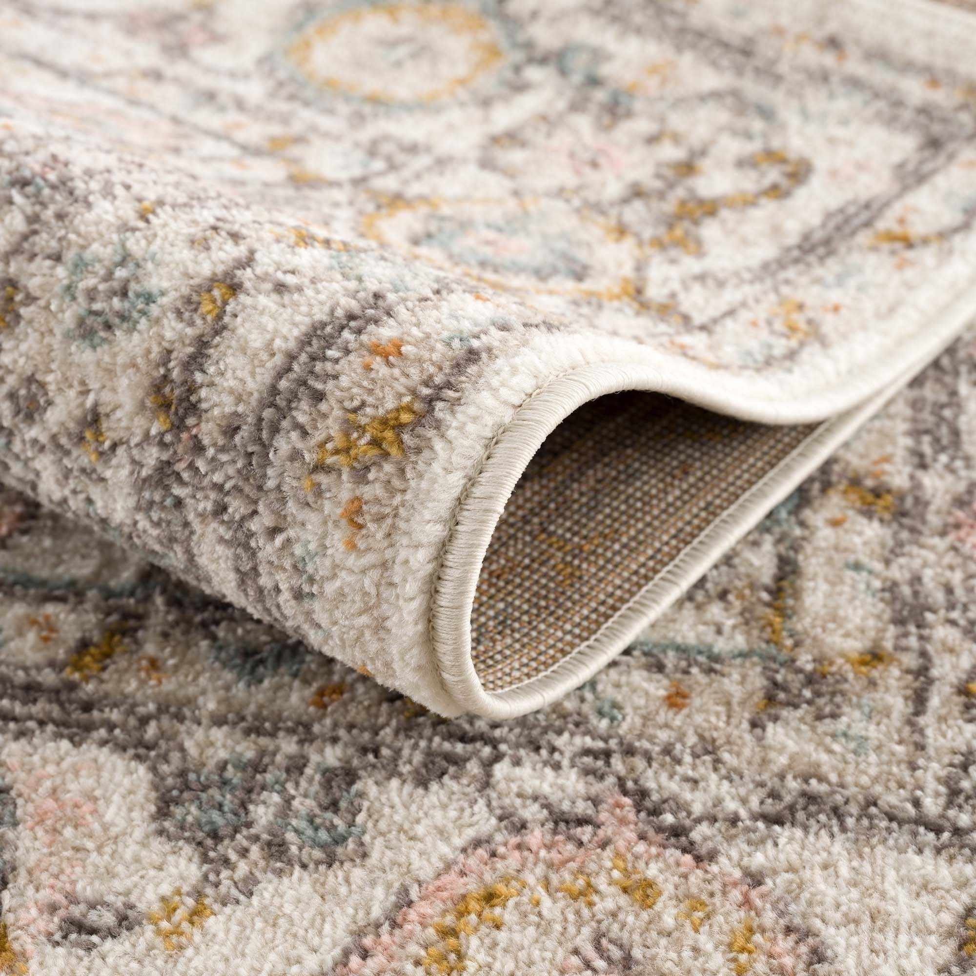 Luxurious Hauteloom Herstmonceux Area Rug - Transform Your Space!