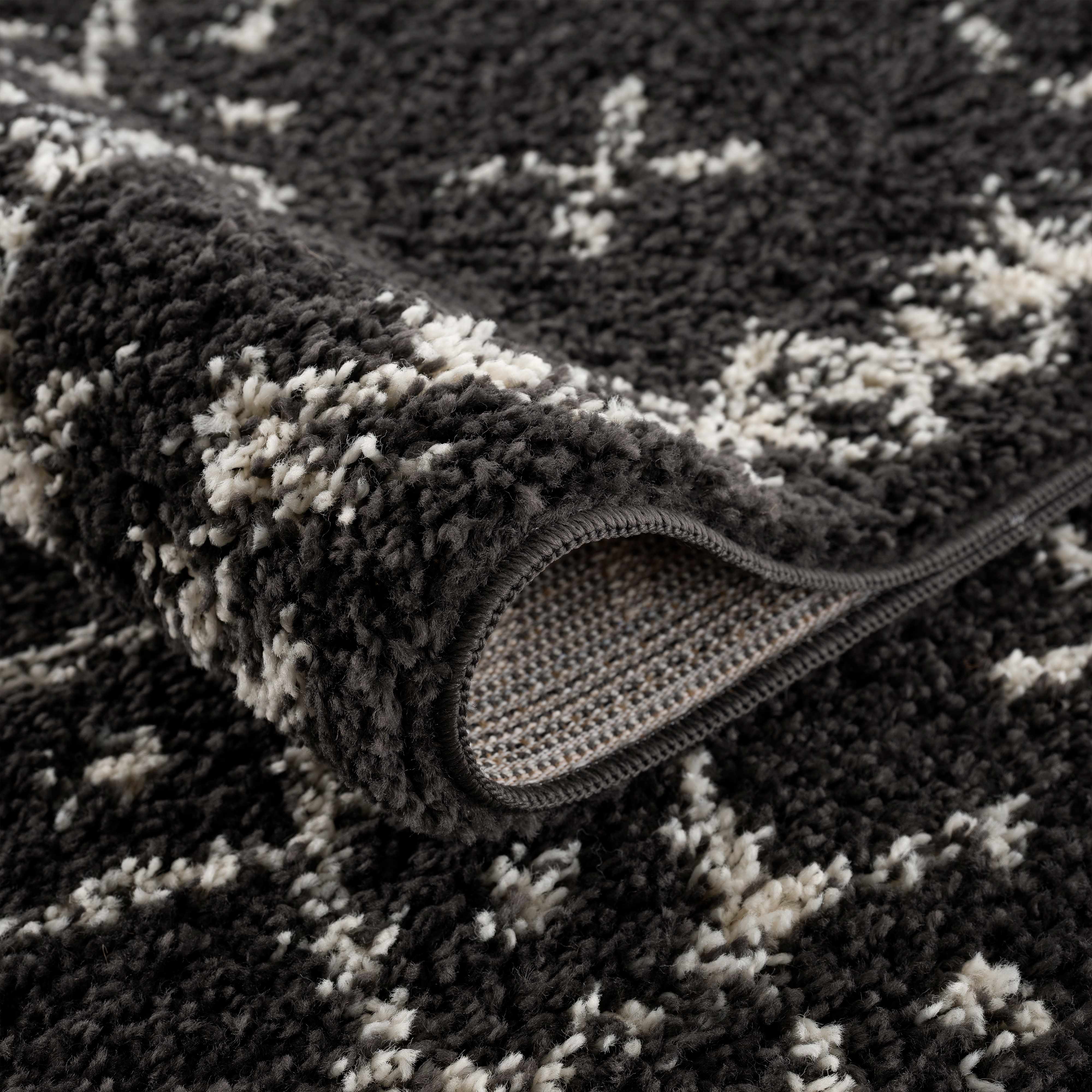 Indulge in Luxury: Hauteloom Godalming Black Plush Carpet
