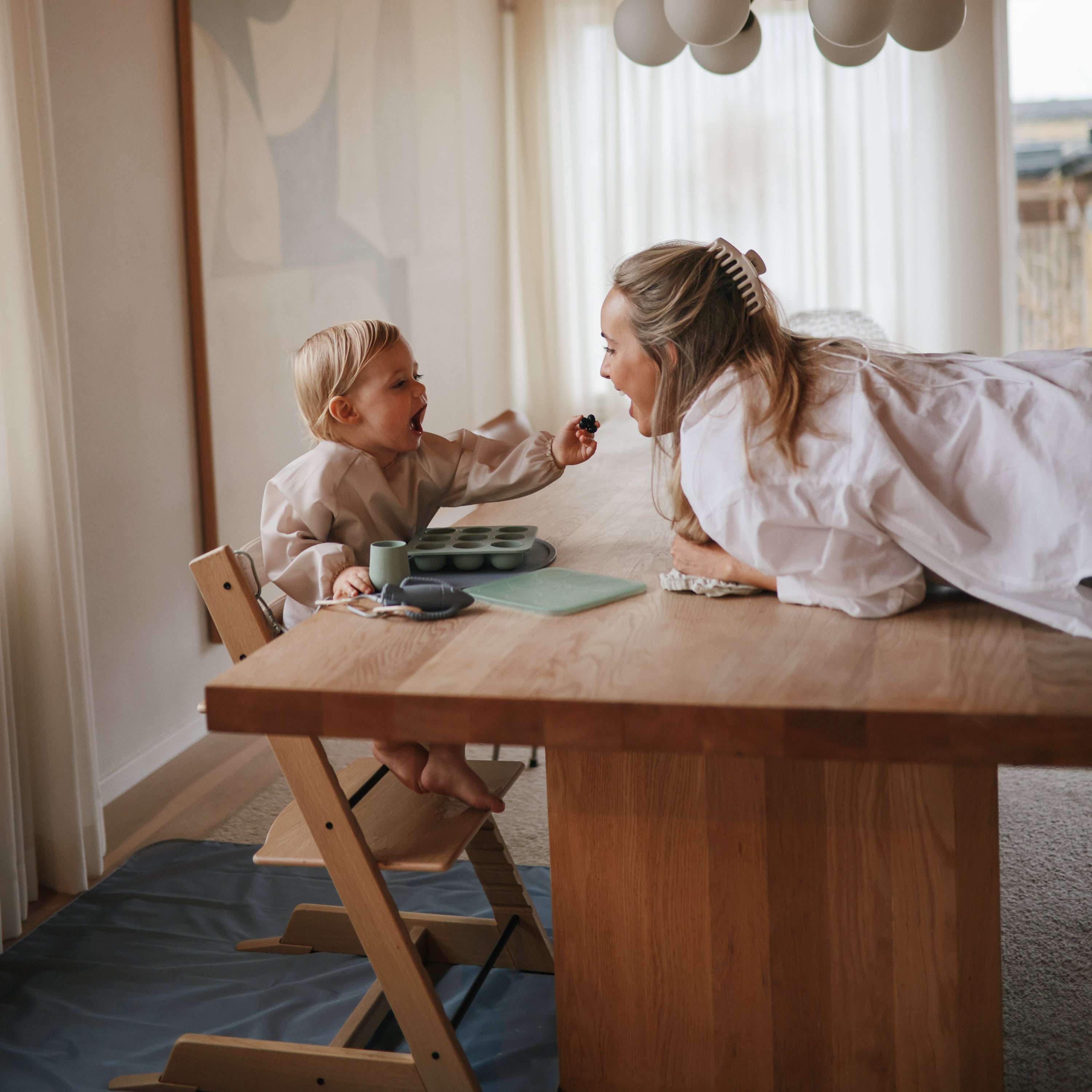 Messy Moments Made Easy: Mushie Long Sleeve Bib