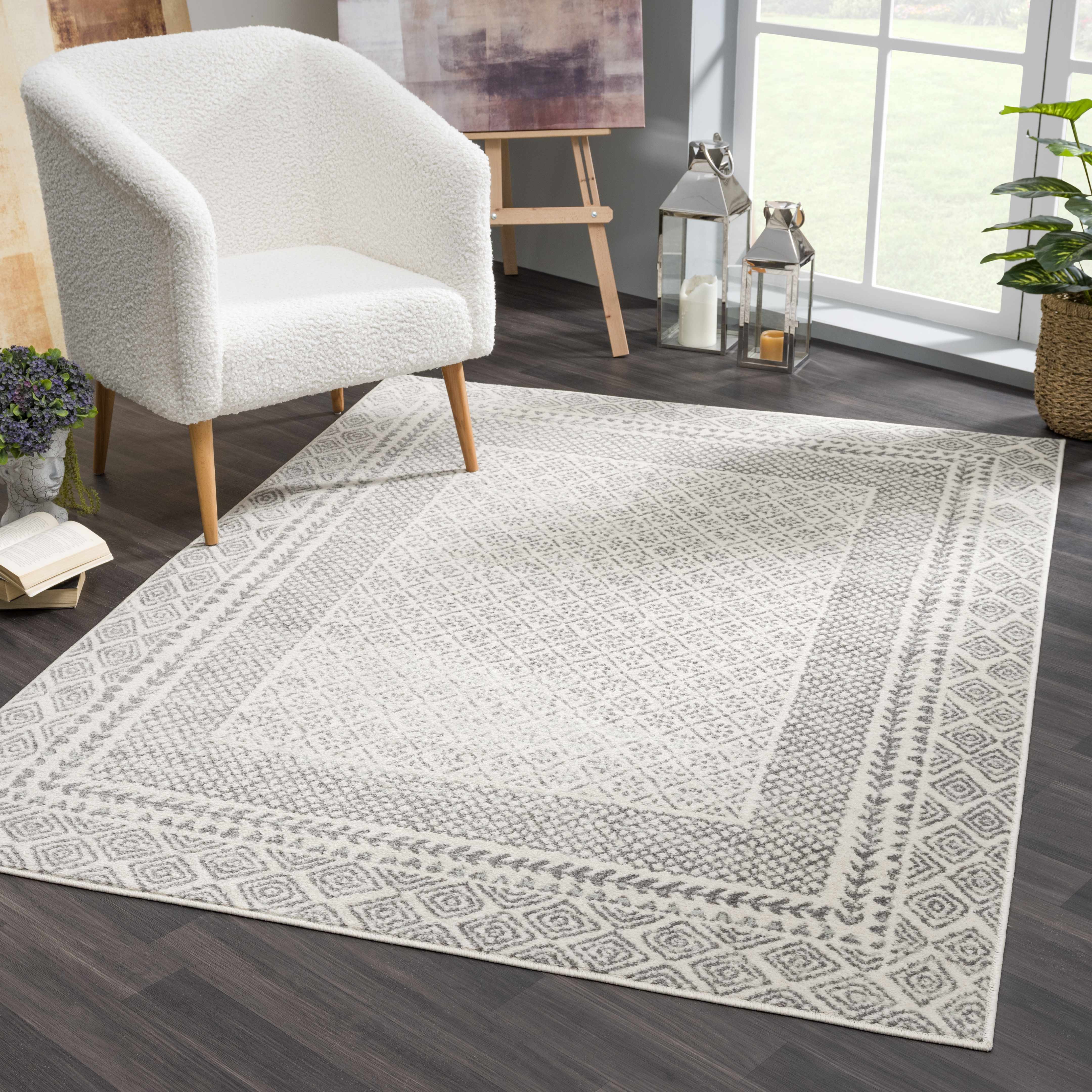 Hauteloom Marash KMRSH-4611 Inviting Area Rug