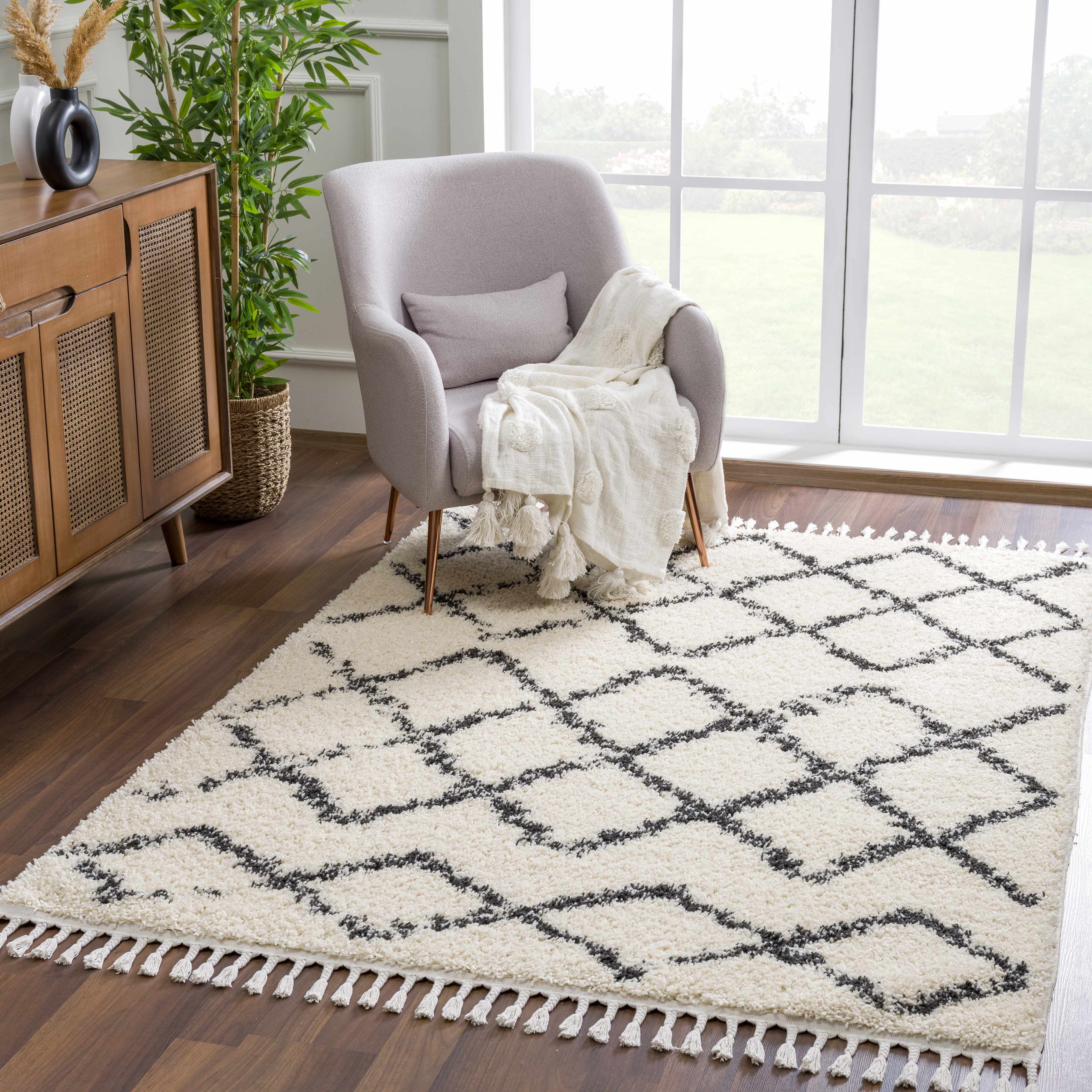 Hauteloom Wallagrass Trellis Tassel Shag Rug - Bohemian Beauty in Beige/Black