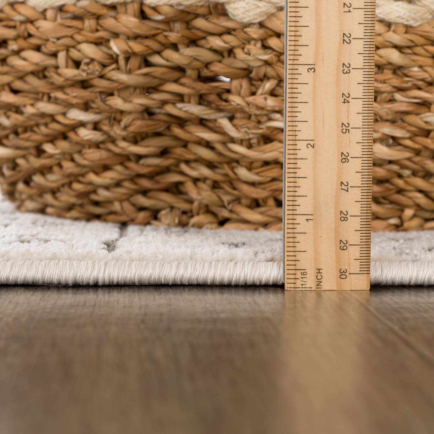 Exquisite Hauteloom Warroad Area Rug - Elevate Your Space