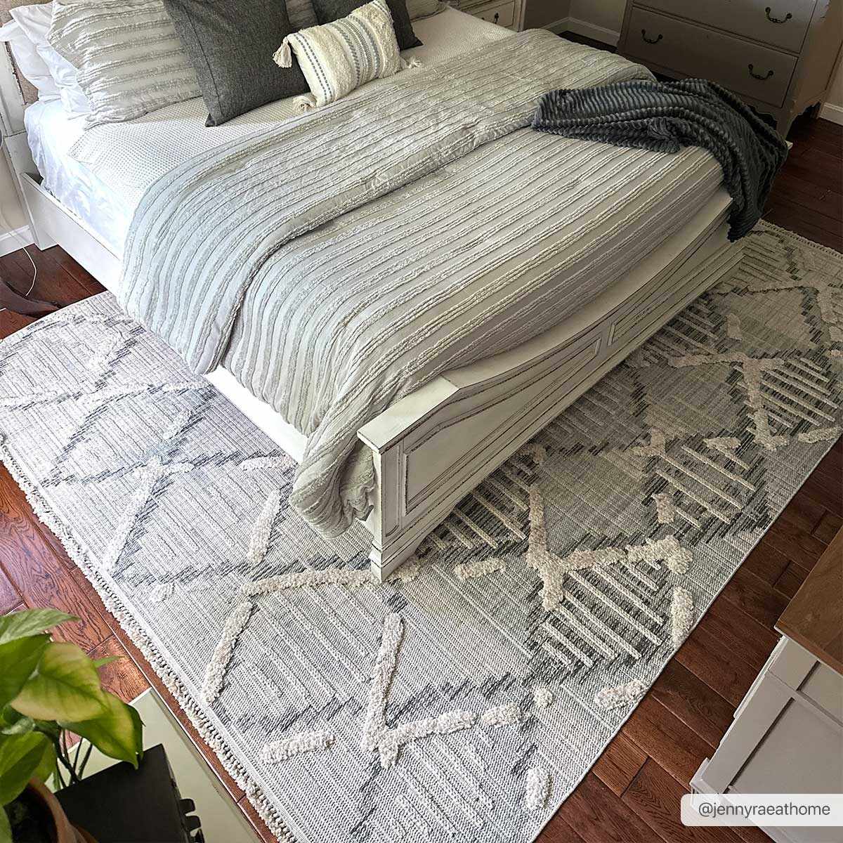 Exquisite Hauteloom Bogtong Area Rug